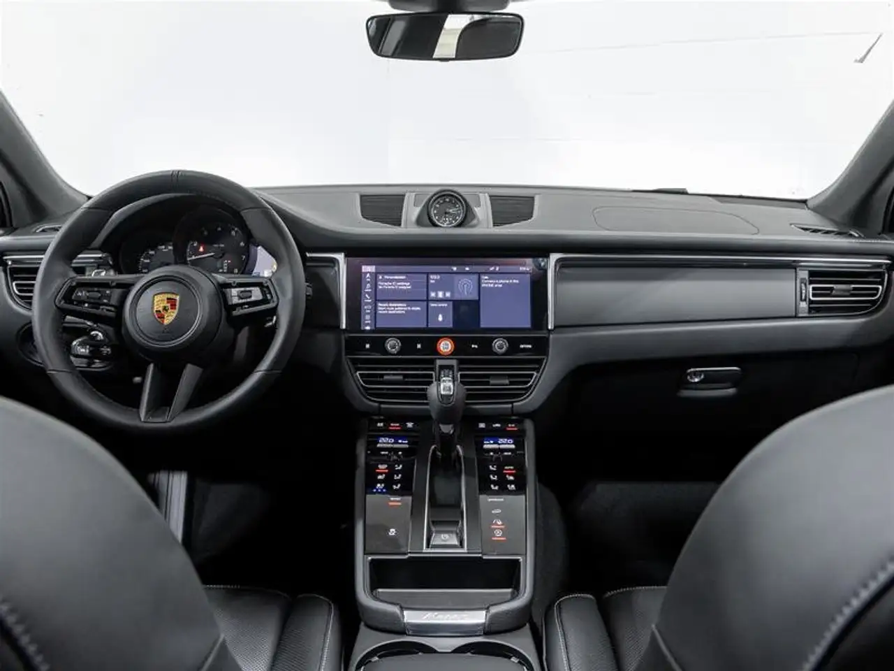 Porsche Macan снимка Porsche Macan