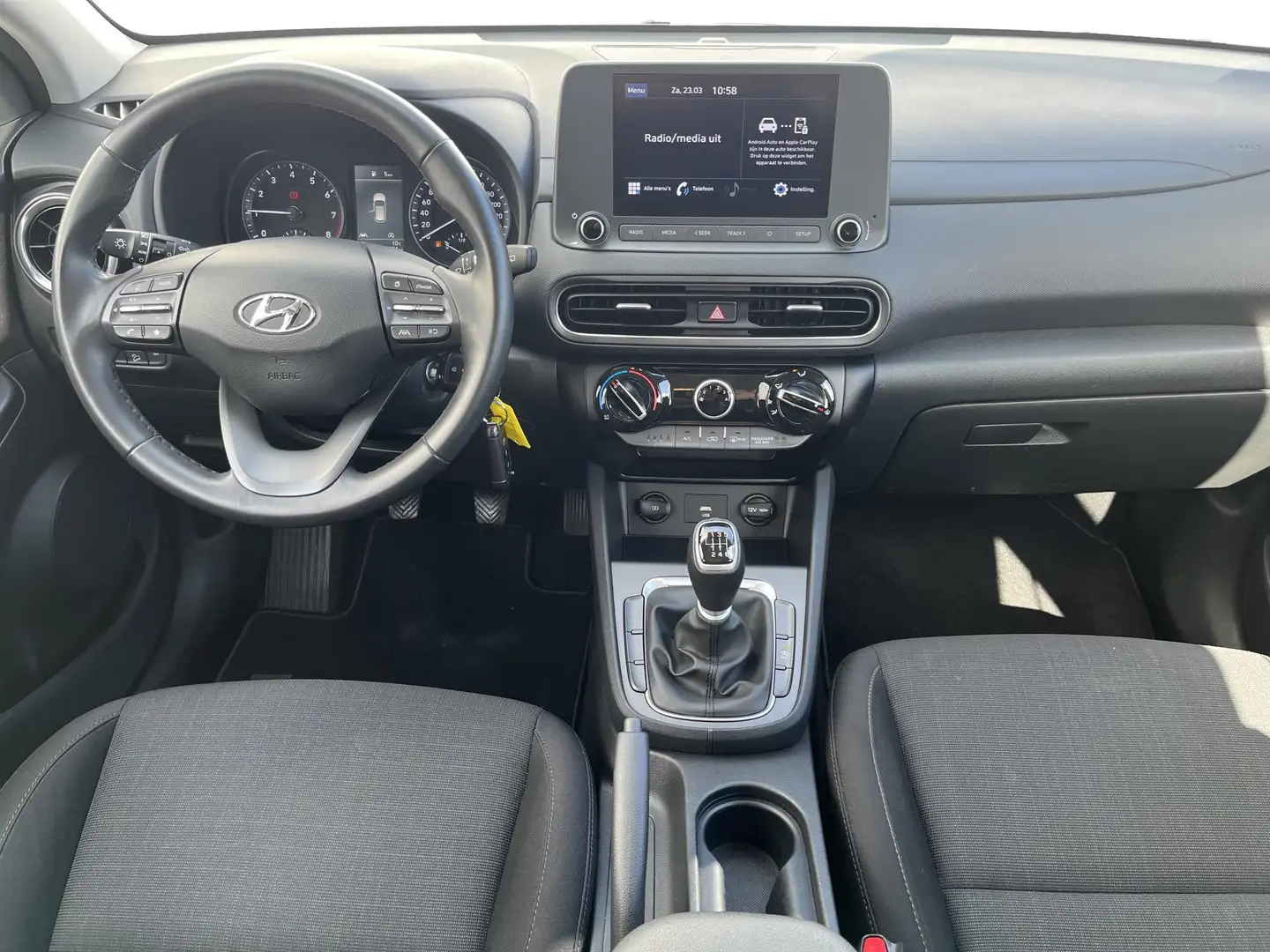 Hyundai KONA 1.0T 120PK Comfort / Apple carplay & Android auto Blauw - 2