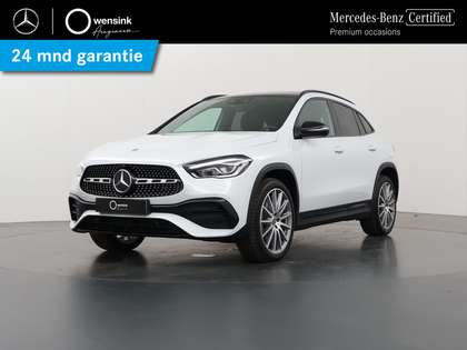 Mercedes-Benz GLA 250 e Business Solution AMG | Panoramadak | Sfeerverli