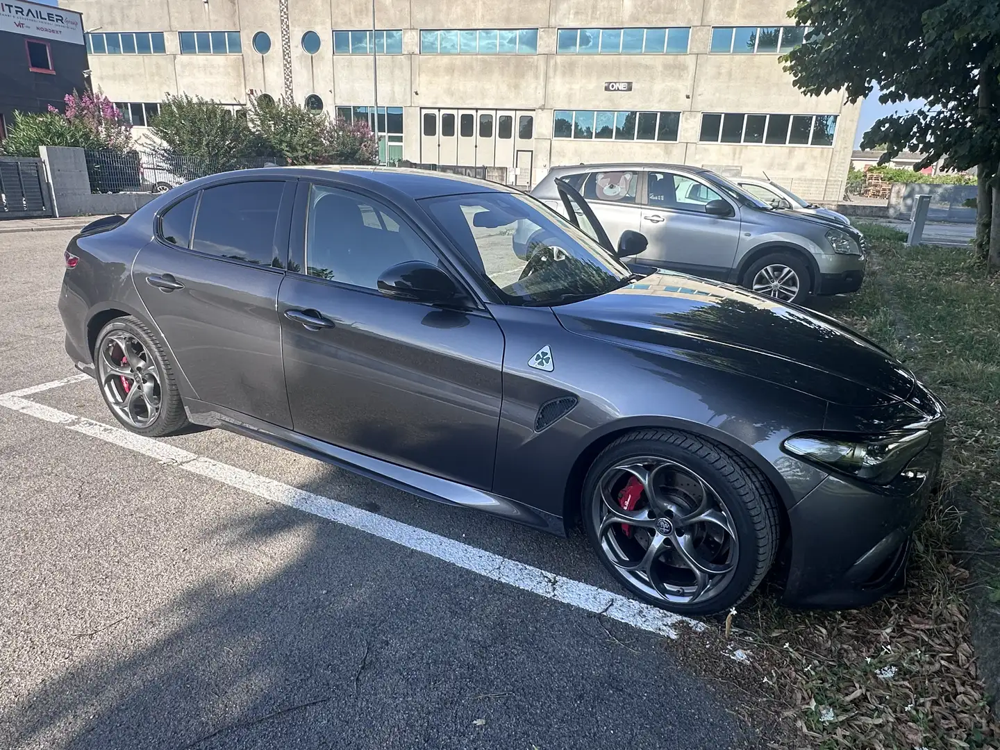 Alfa Romeo Quadrifoglio - 1