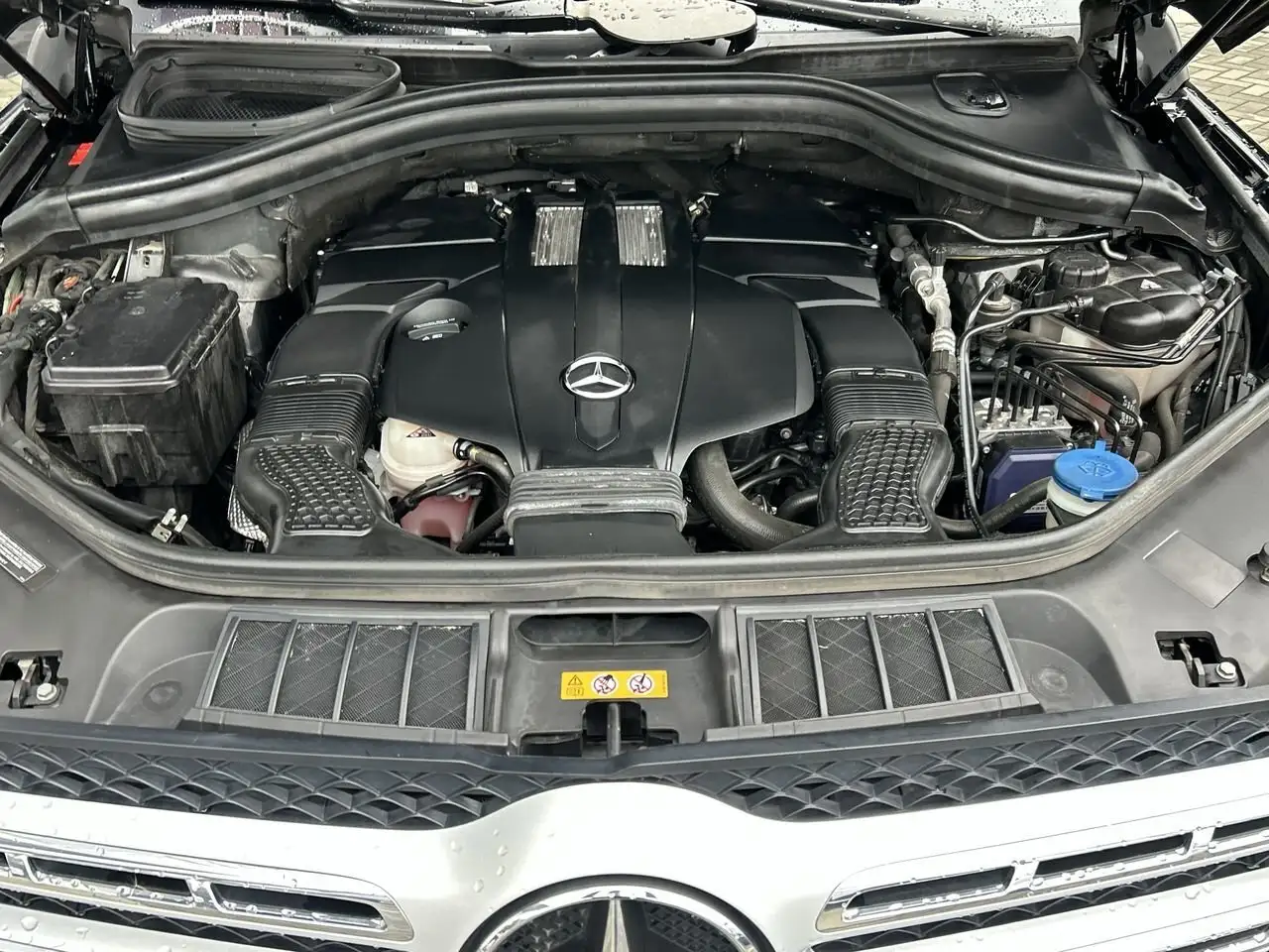 Mercedes-Benz GLS снимка Mercedes-Benz GLS