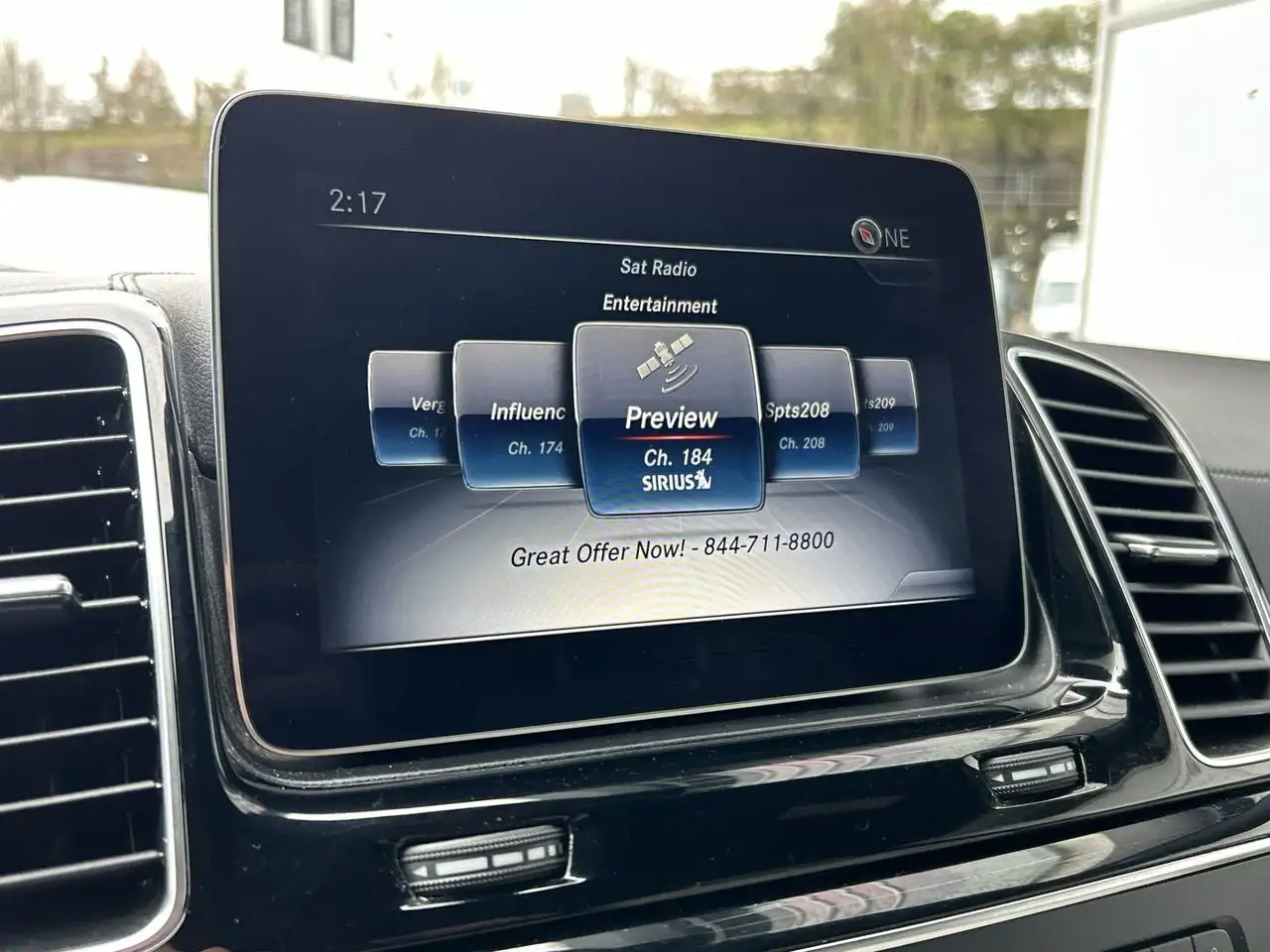 Mercedes-Benz GLS снимка Mercedes-Benz GLS