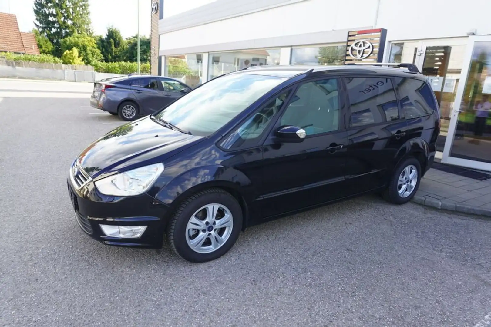 Ford Galaxy 2,0 TDCi Aut. Schwarz - 2