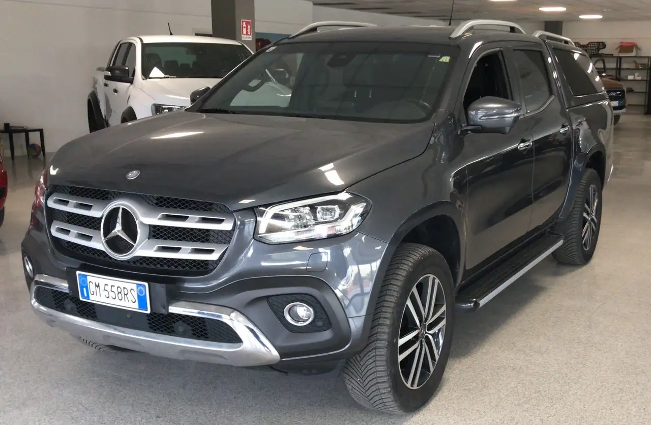 Mercedes-Benz X 250