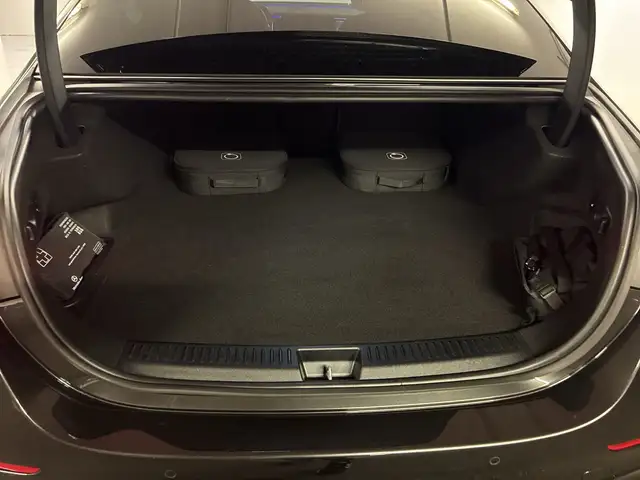 Mercedes-Benz E 53 AMG HYBRID 4MATIC+ Limousine LED PTS  Cam Ansicht 16