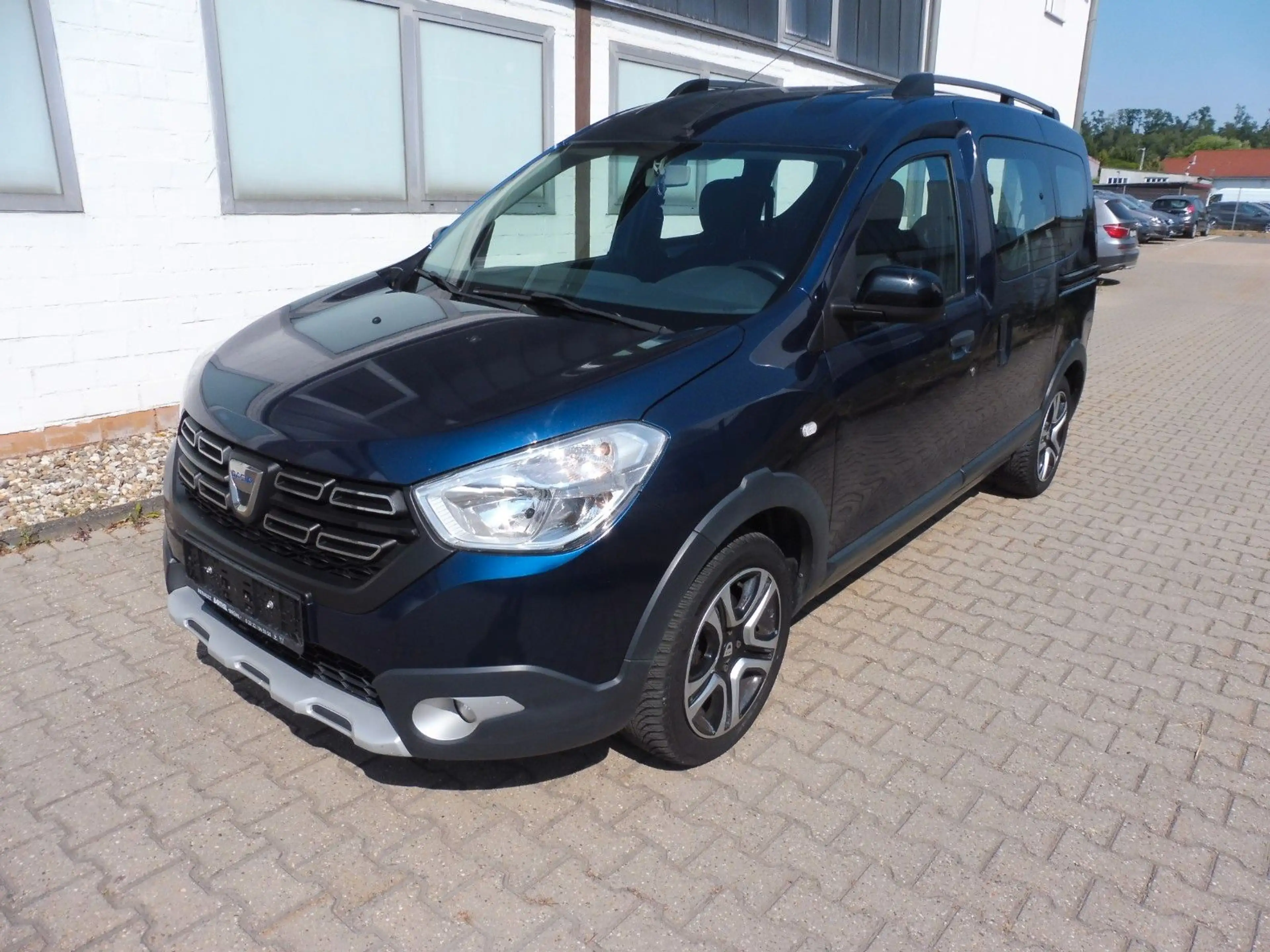 Dacia Dokker TCe 115 Stepway Celebration Ero 6 W