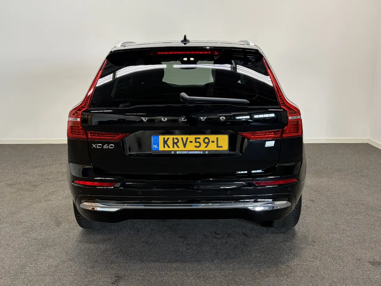 Volvo XC60 2.0 T6 Plug-in HY Long Range AWD Plus Bright/ Pano, миниатюра 17