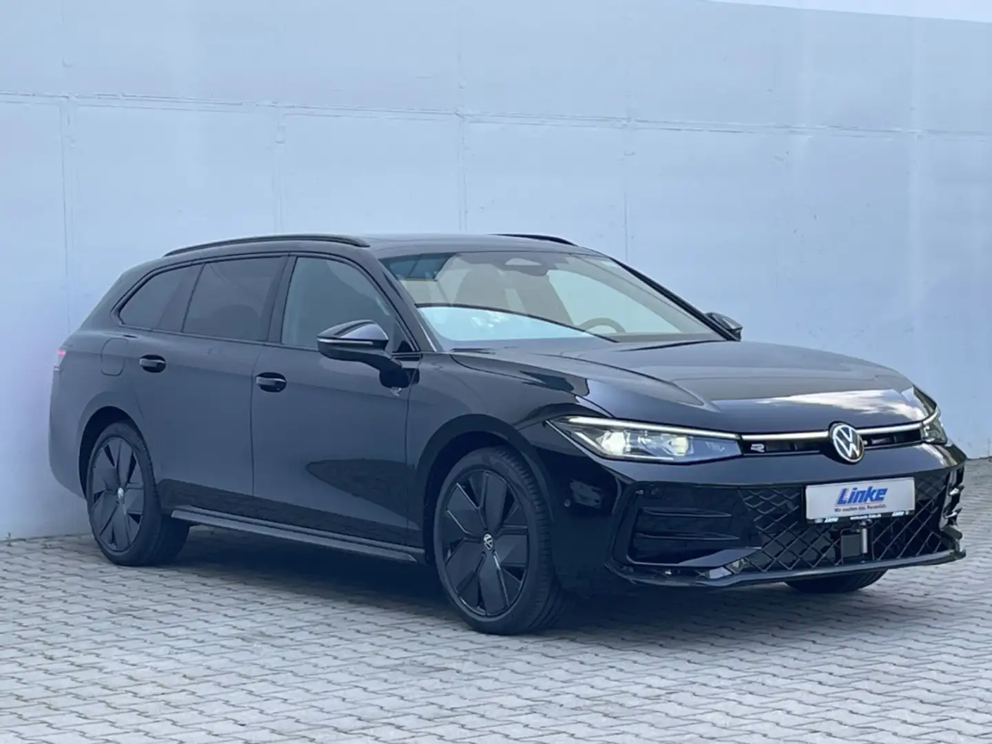 Volkswagen Passat Variant R-Line Signature 1.5 TSI eHybrid DSG AHK Black - 2