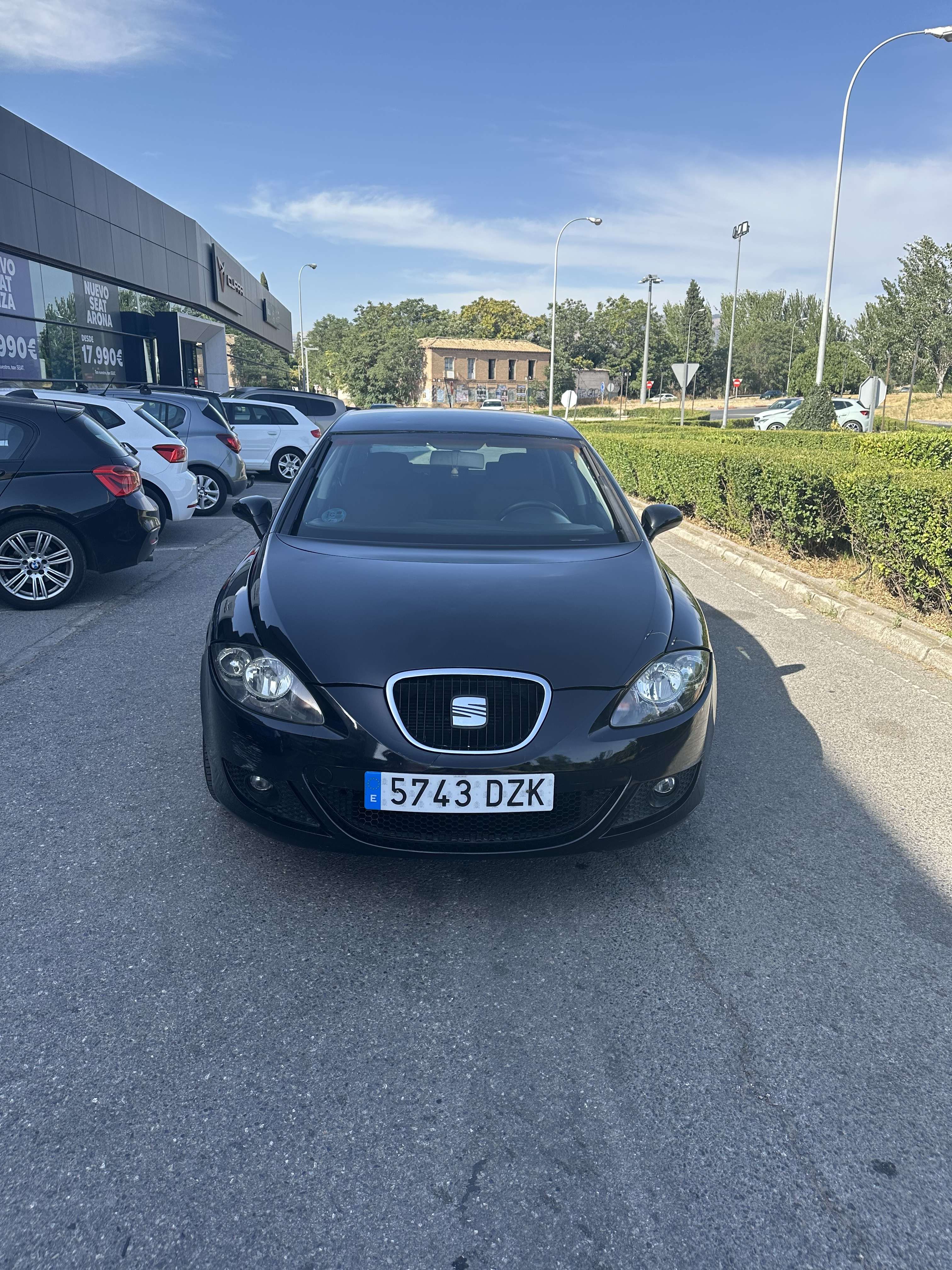 SEAT Leon 2.0 FSI Reference - foto 1