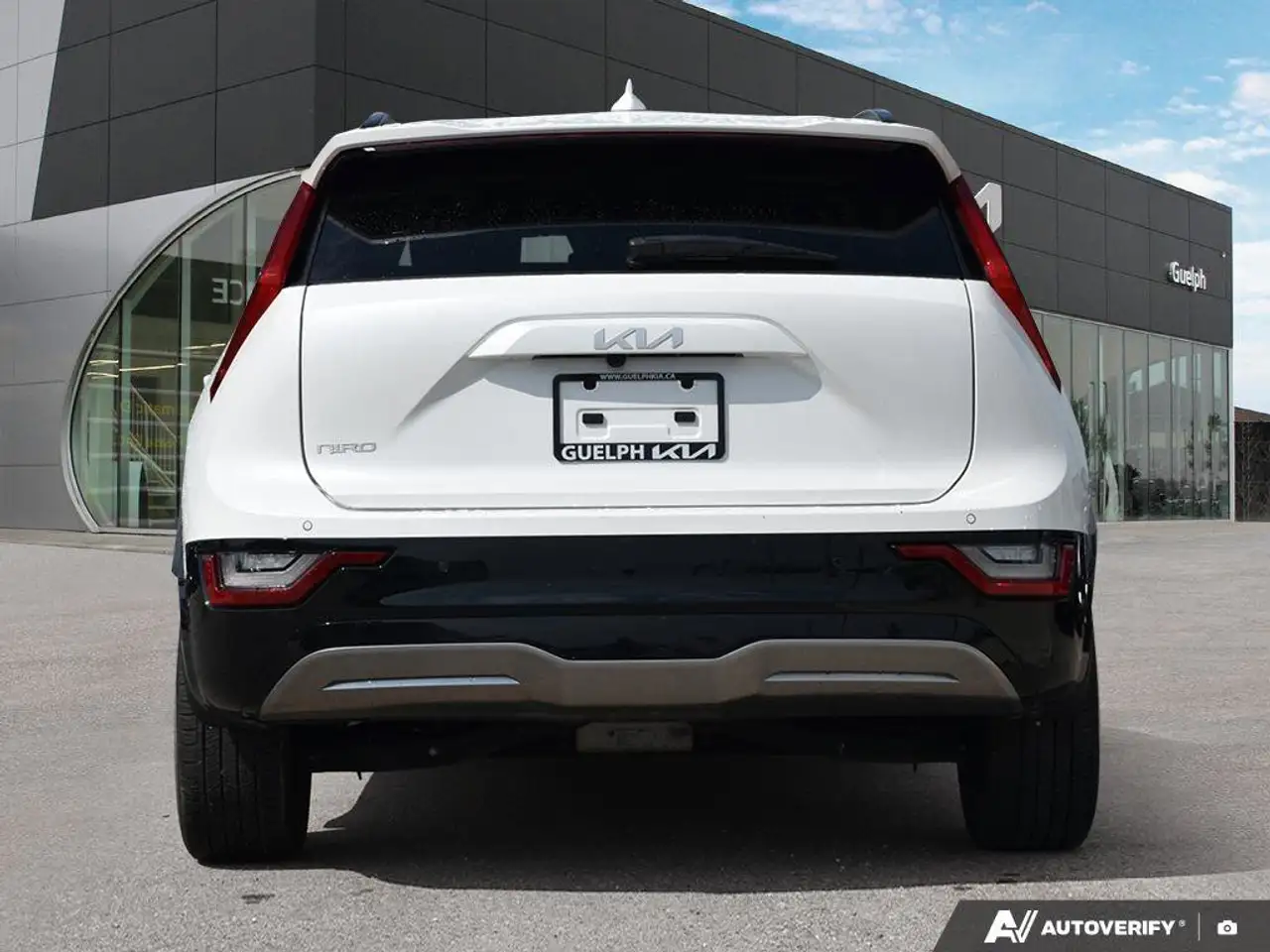 Kia Niro снимка Kia Niro