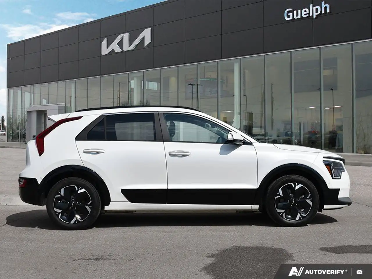 Kia Niro снимка Kia Niro