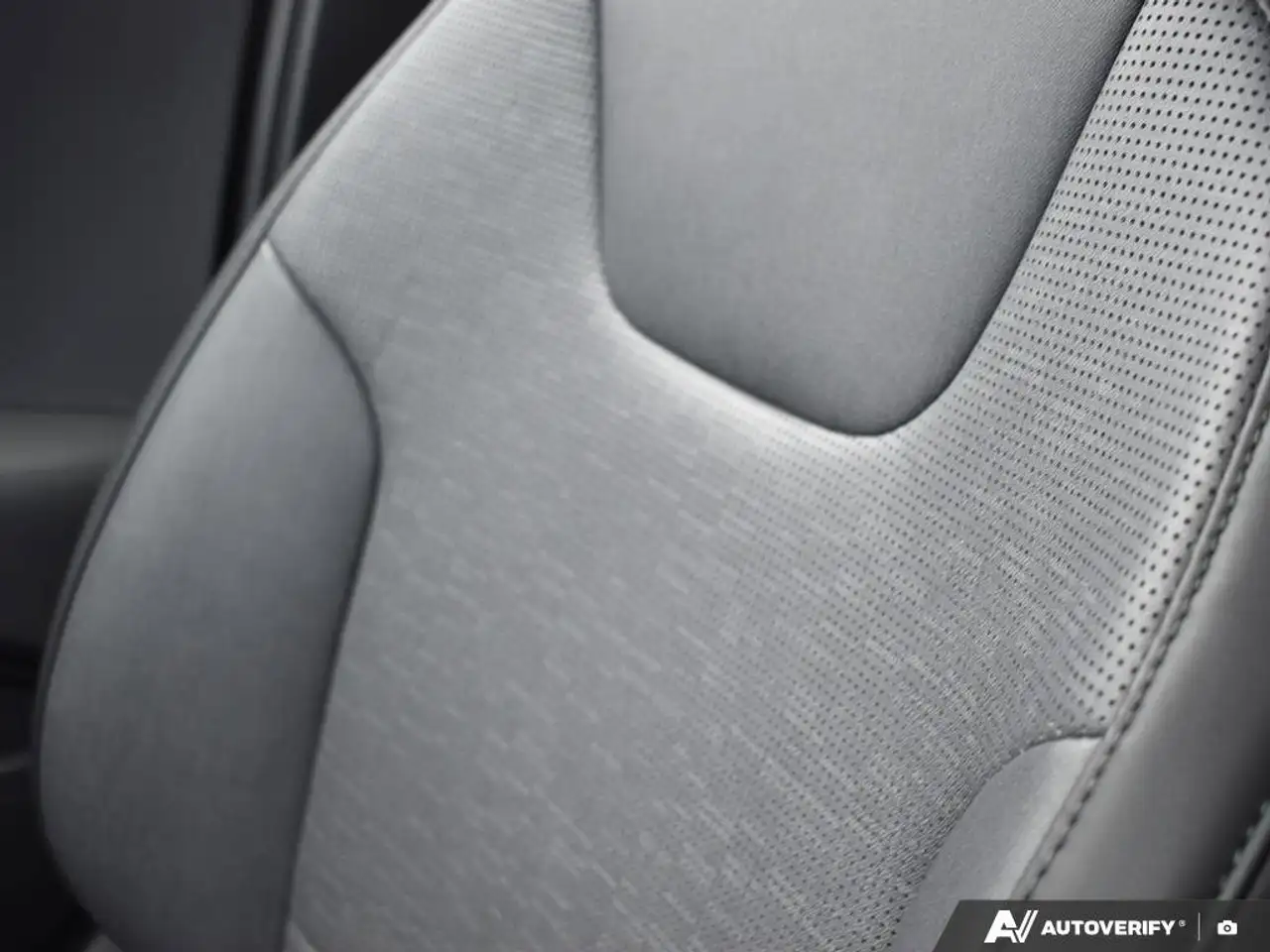 Kia Niro снимка Kia Niro