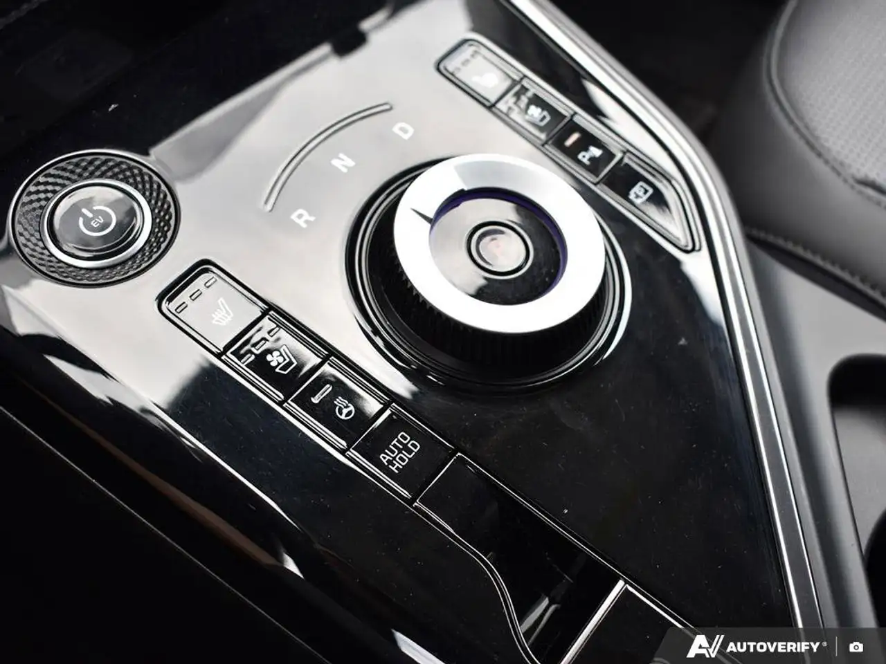 Kia Niro снимка Kia Niro