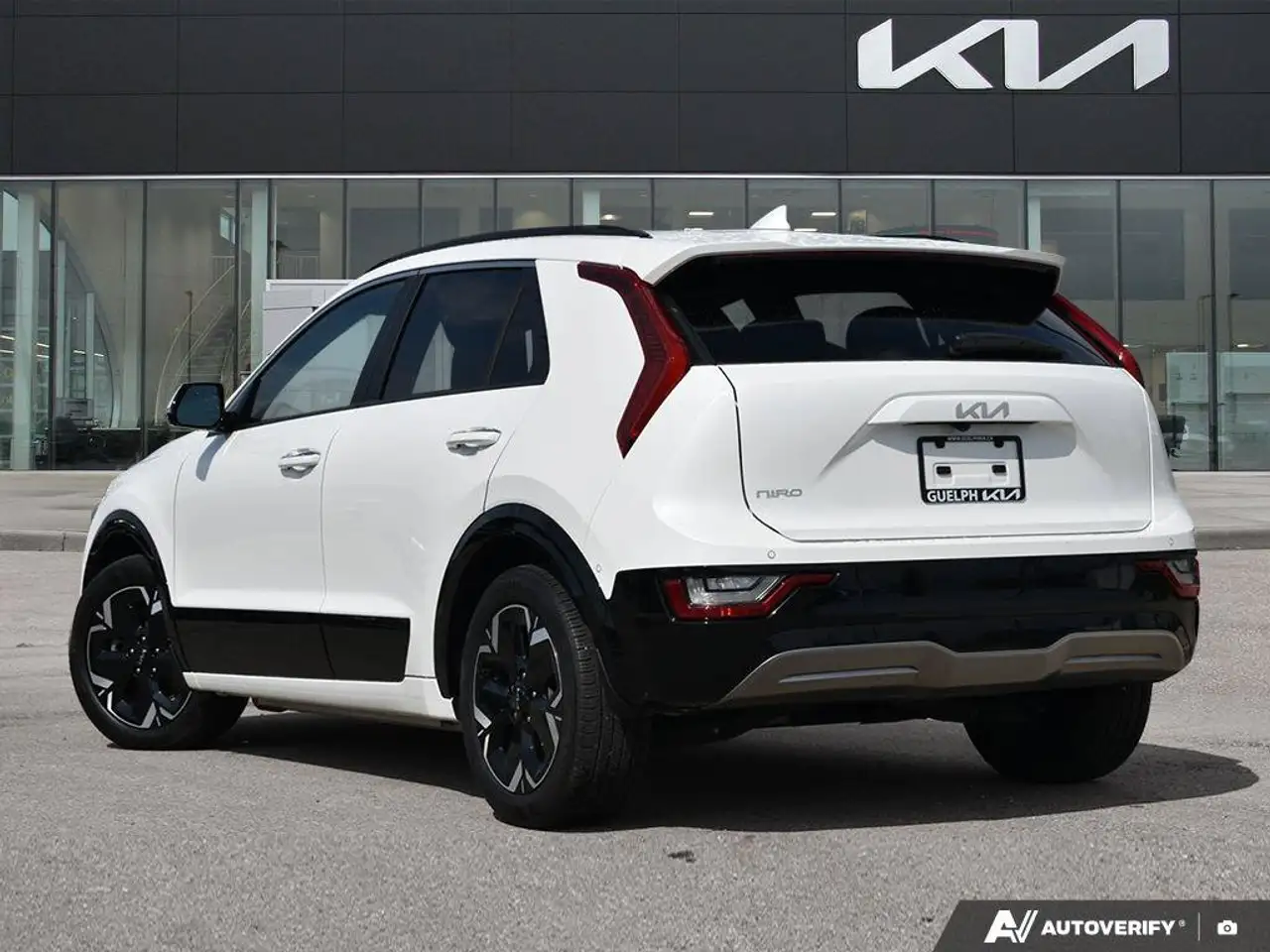 Kia Niro снимка Kia Niro