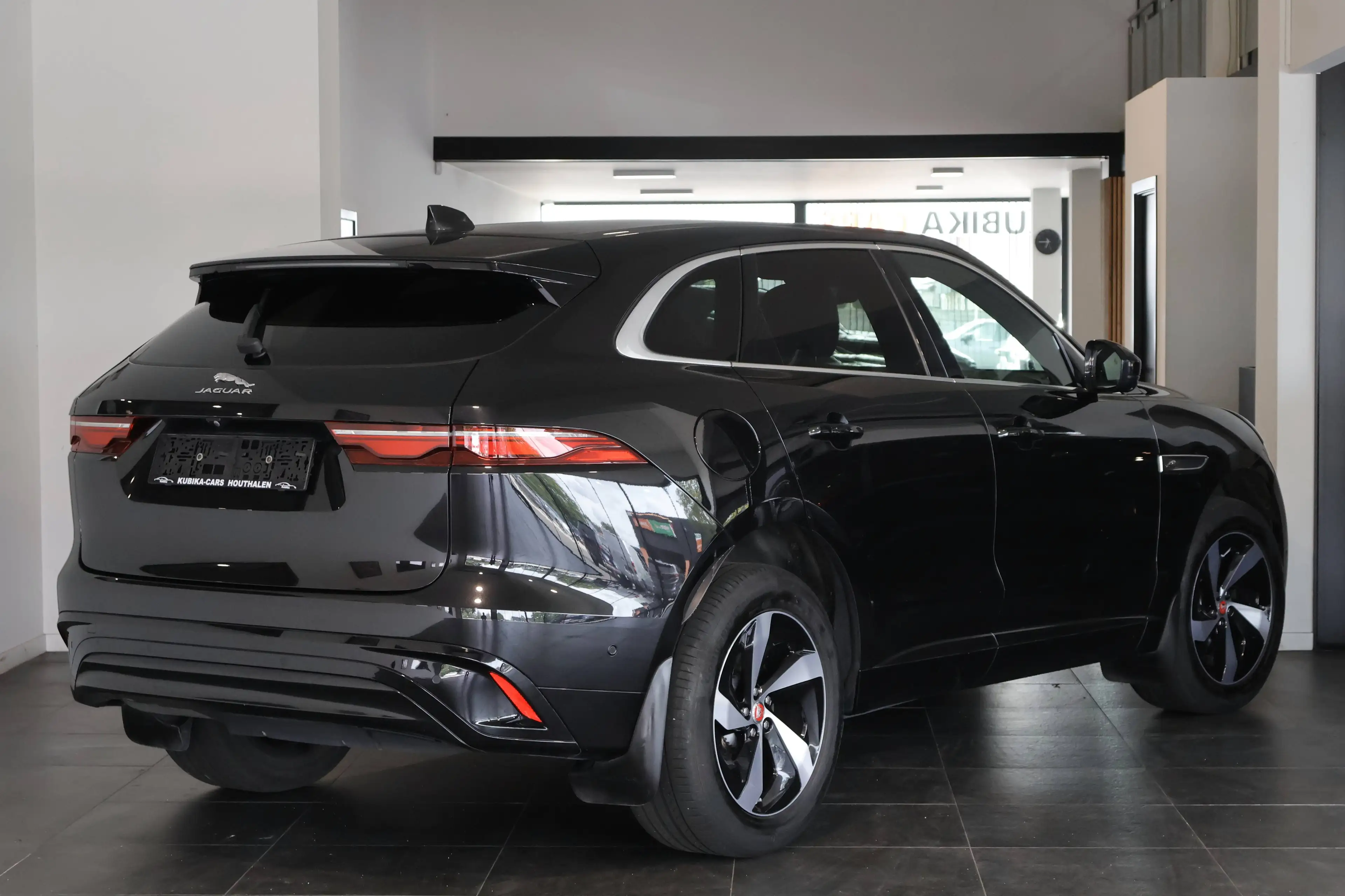 Jaguar F-Pace F-Pace 2.0 D MHEV AWD D200 360° DodeH ACC Garantie* — photo 4