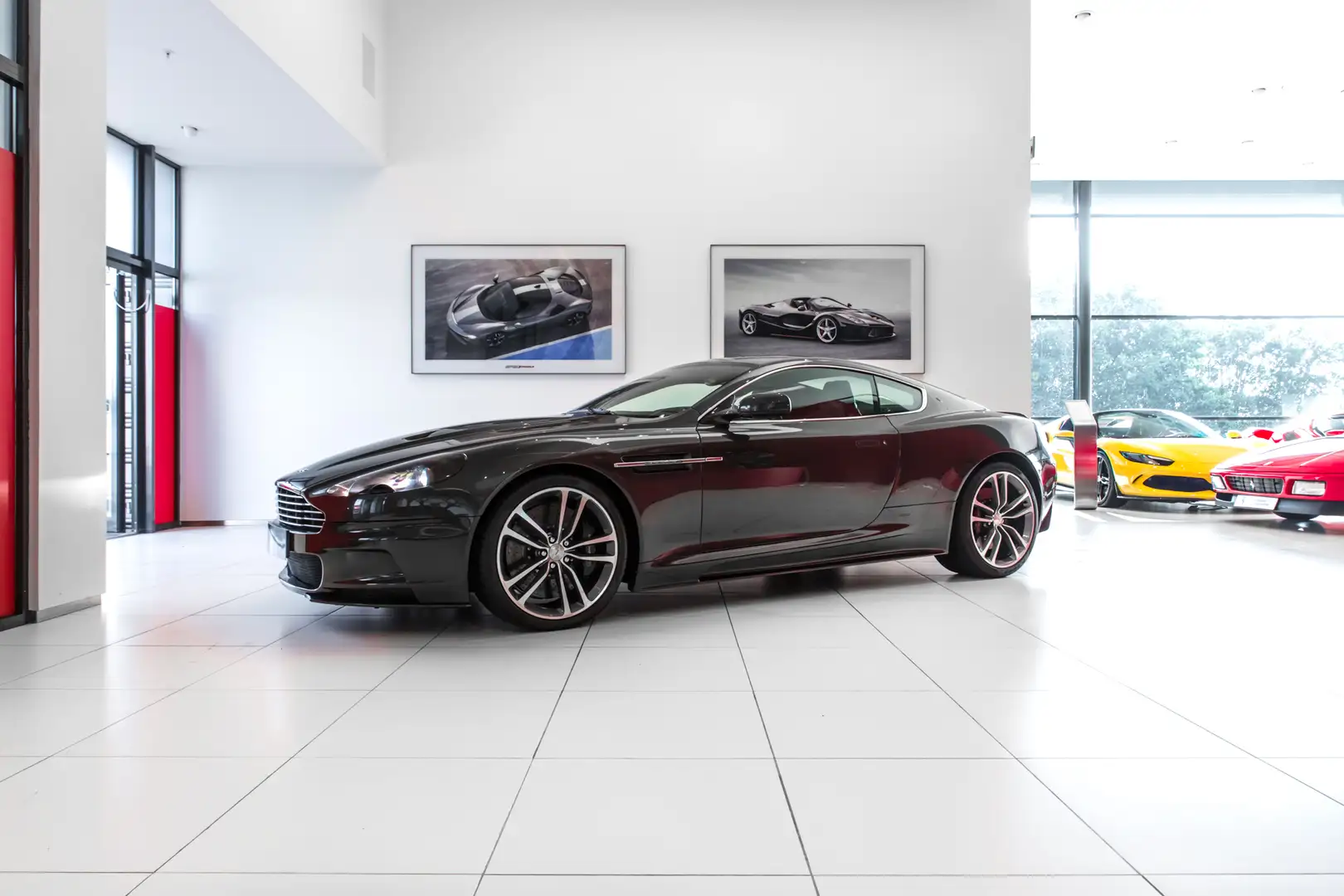 Aston Martin DBS 6.0 V12 ~Munsterhuis Sportscars~ Gris - 2