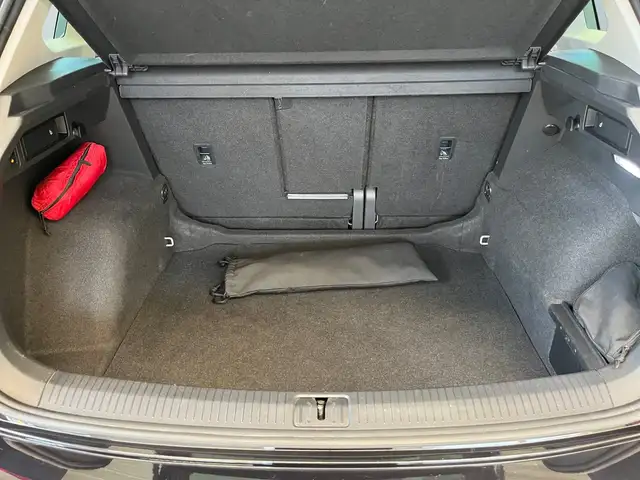 Volkswagen Tiguan view 14