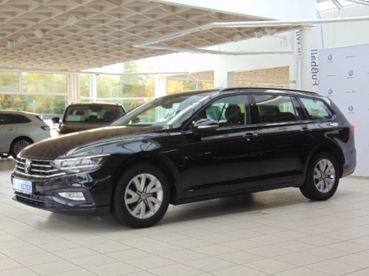 Volkswagen Passat Variant 2.0 TDI DSG NAVI/AHK/LED/RÜ-CAM Schwarz - 1
