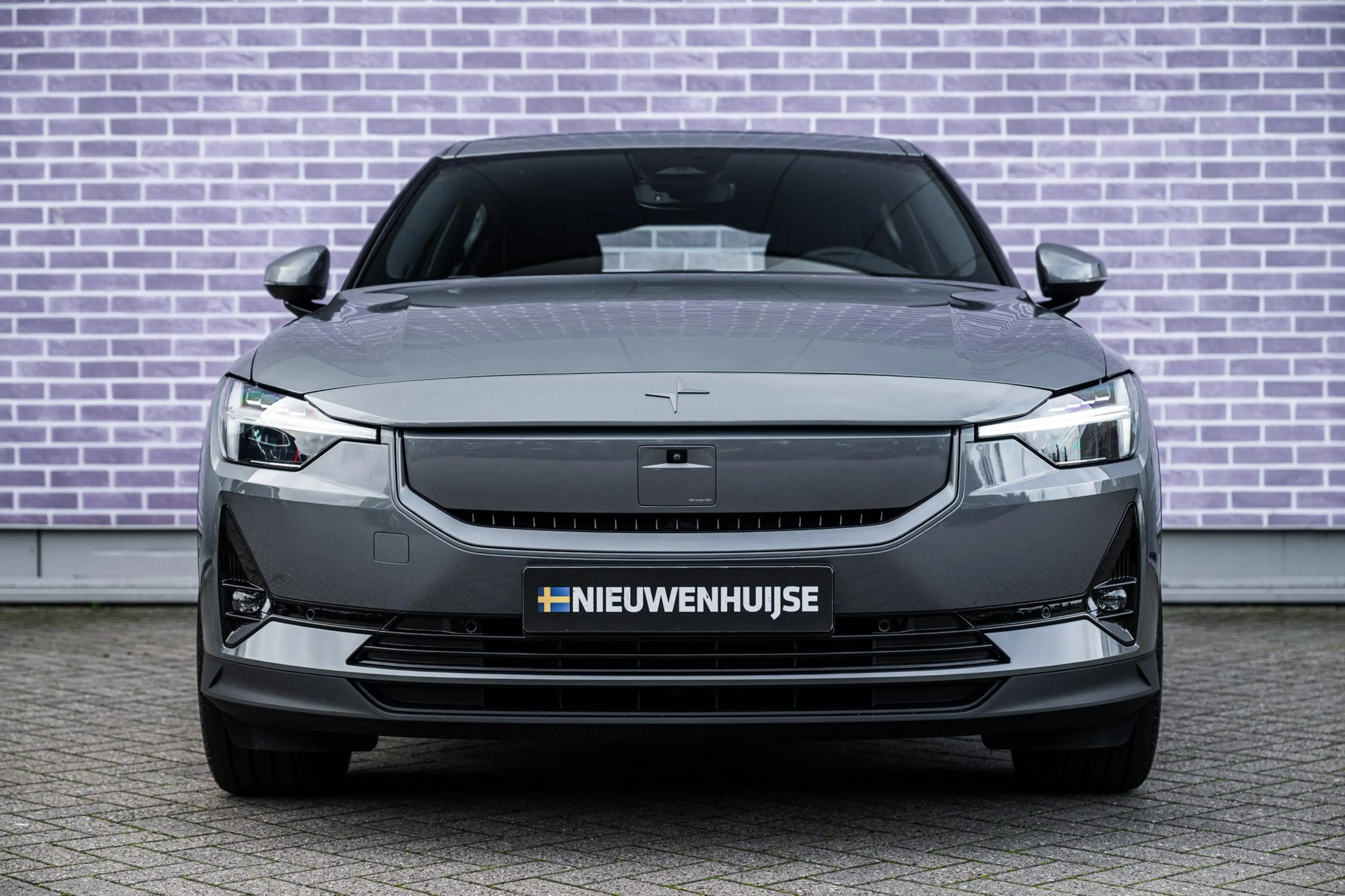 Polestar 2 Long Range Single Motor Plus 82 kWh — photo 9