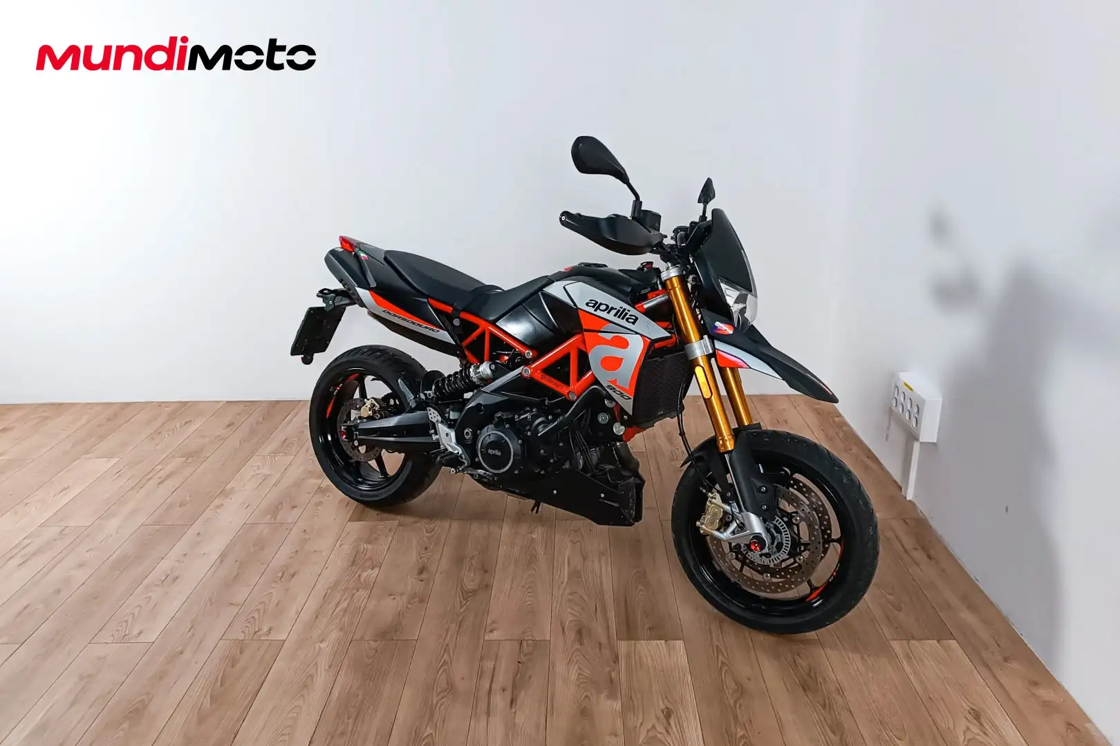 Aprilia Dorsoduro - 2