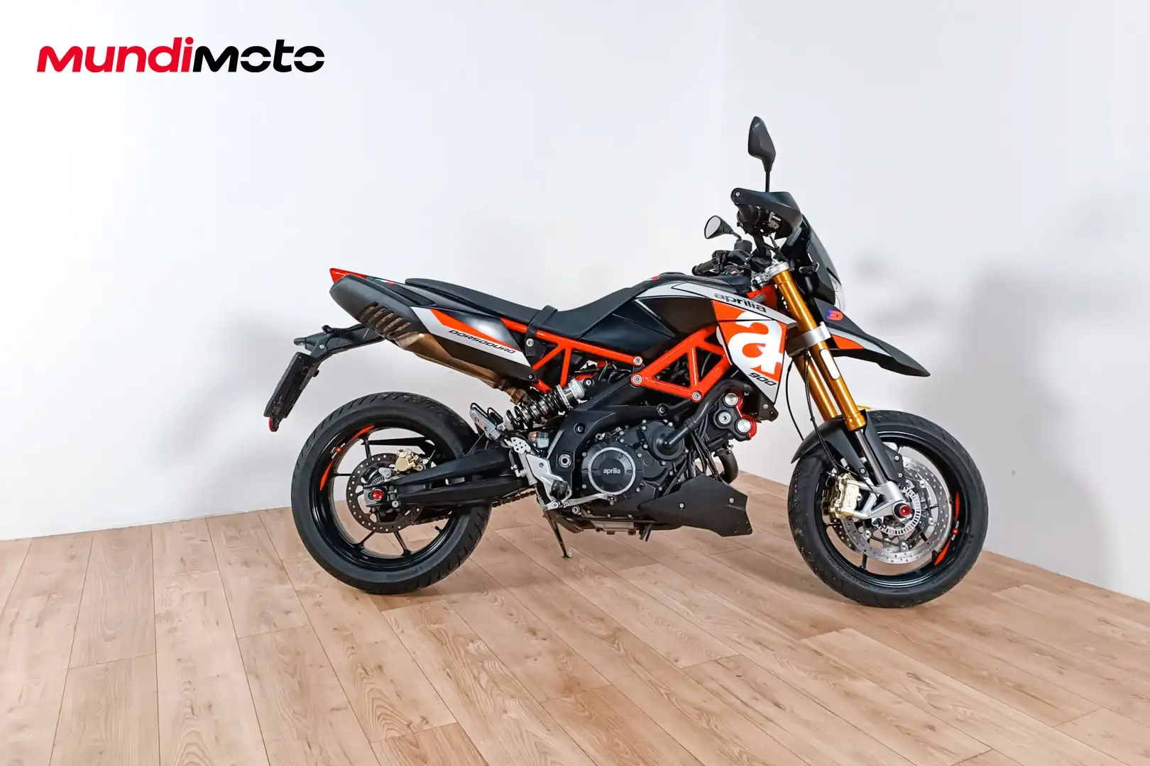 Aprilia Dorsoduro - 1