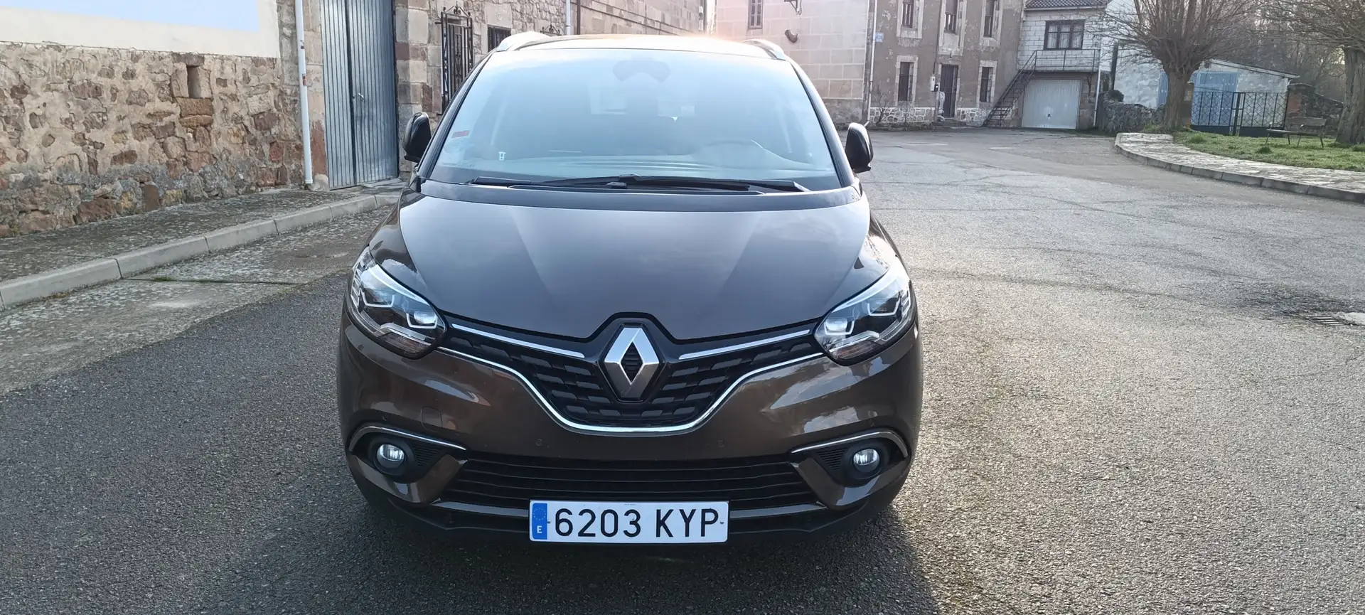 Renault Grand Scenic Grand Scénic 1.3 TCe GPF Zen 103kW Zen Marrón - 2