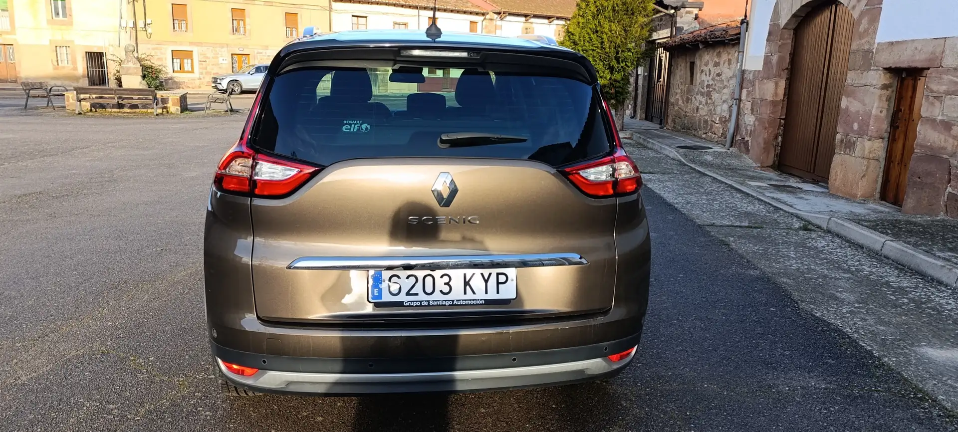 Renault Grand Scenic Grand Scénic 1.3 TCe GPF Zen 103kW Zen Marrón - 1
