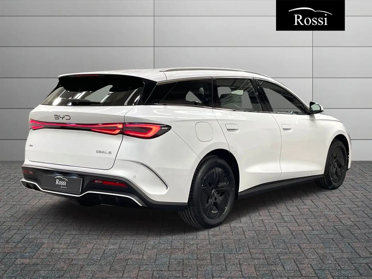 BYD Seal 6 DM-i Touring Boost Bianco - 2