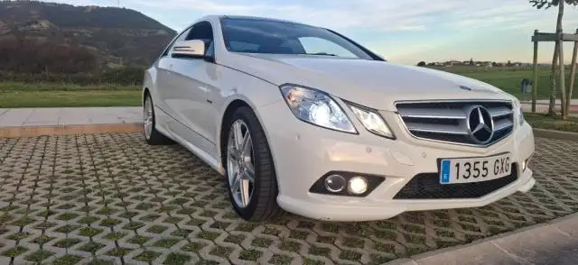 Mercedes-Benz E 250 CDI BlueEFFICIENCY Avantgarde AMG