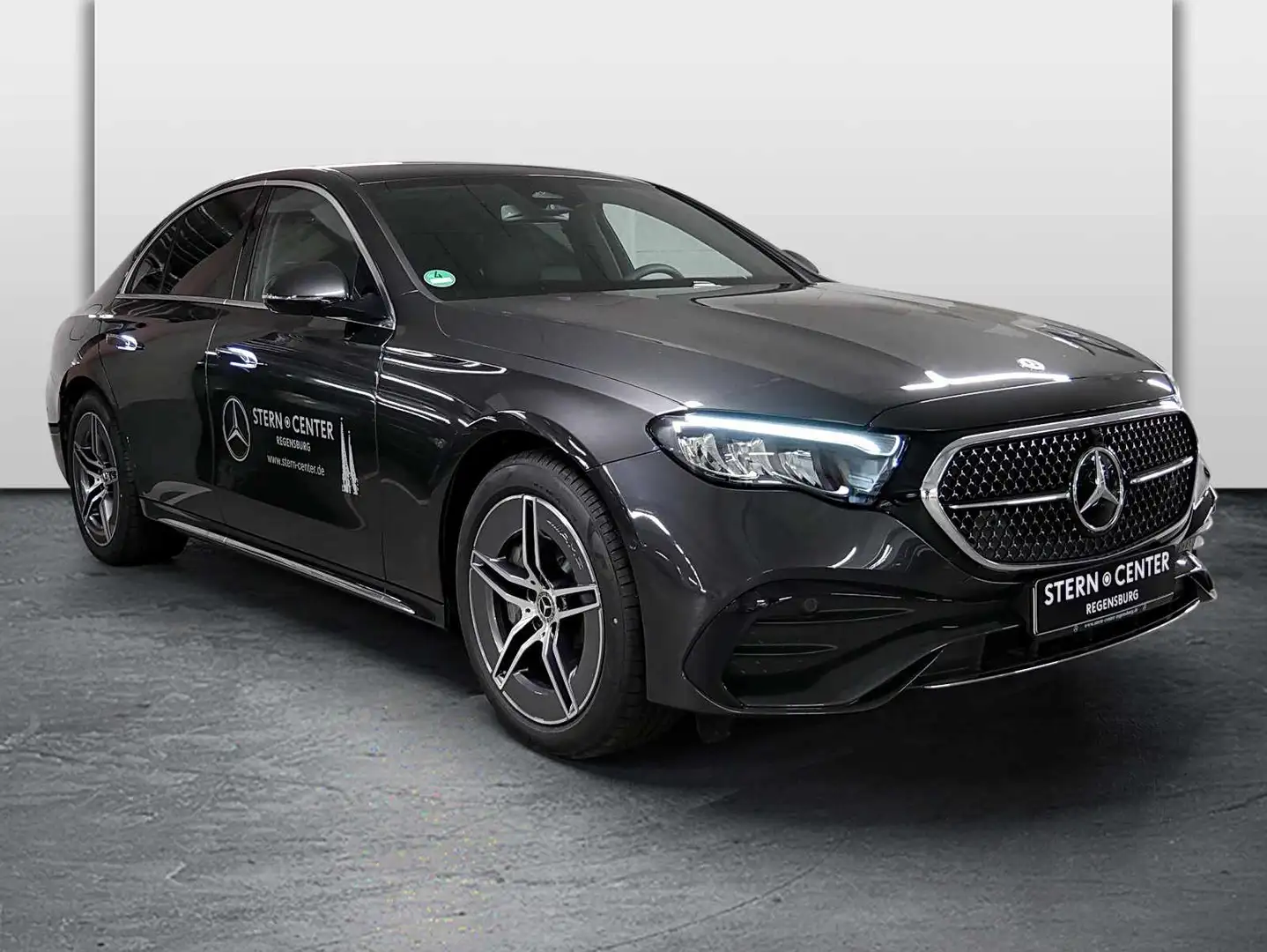 Mercedes-Benz E 300 de LED AMG MBUX Cam Navi Burm Totw Distr Grigio - 2