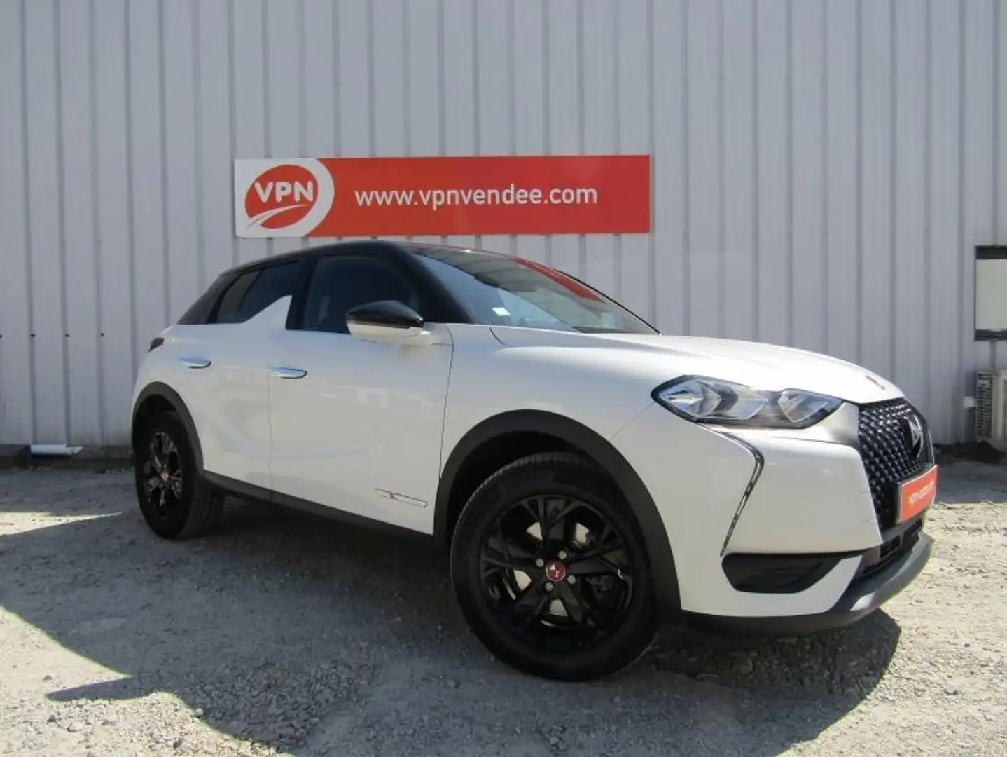 DS Automobiles DS 3 Crossback BlueHDi 130ch Performance Line Automatique - 1