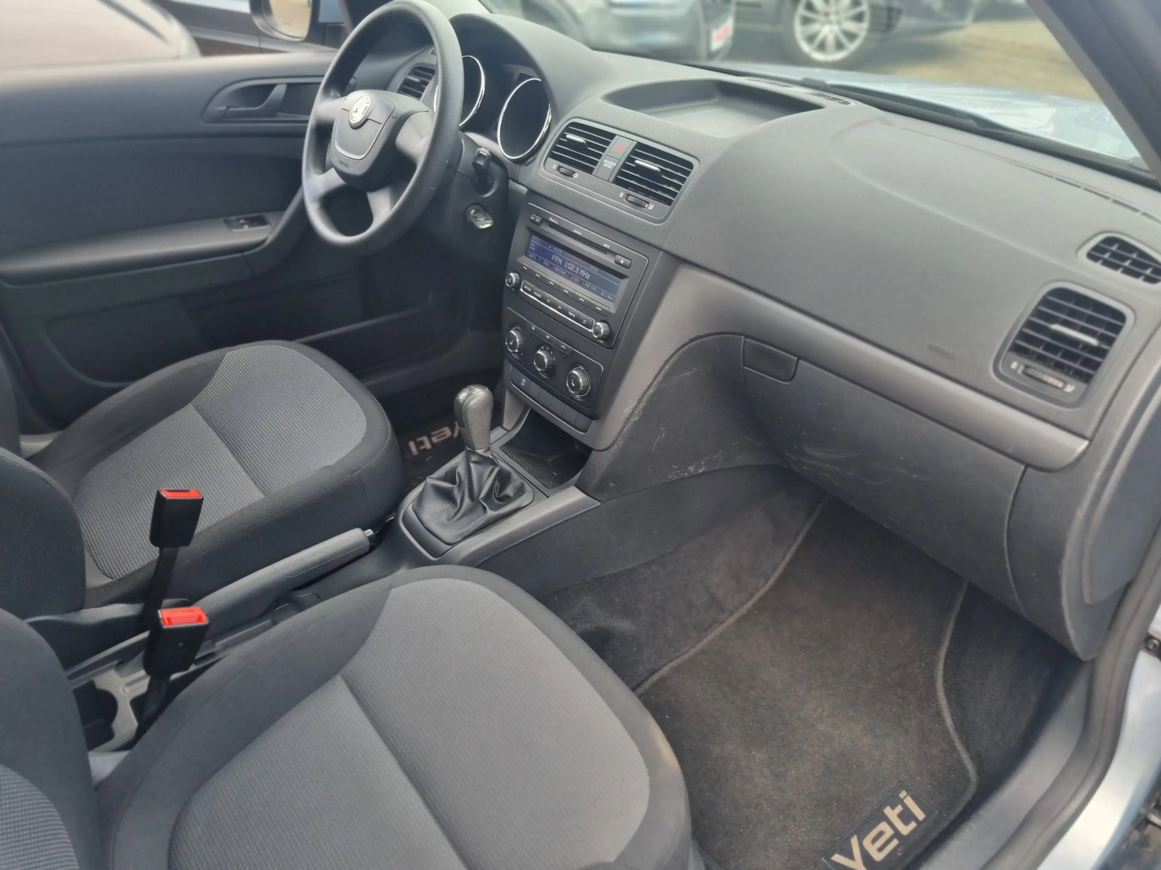 Skoda Yeti Yeti 1.4 TSI Active PLUS EDITION — photo 11