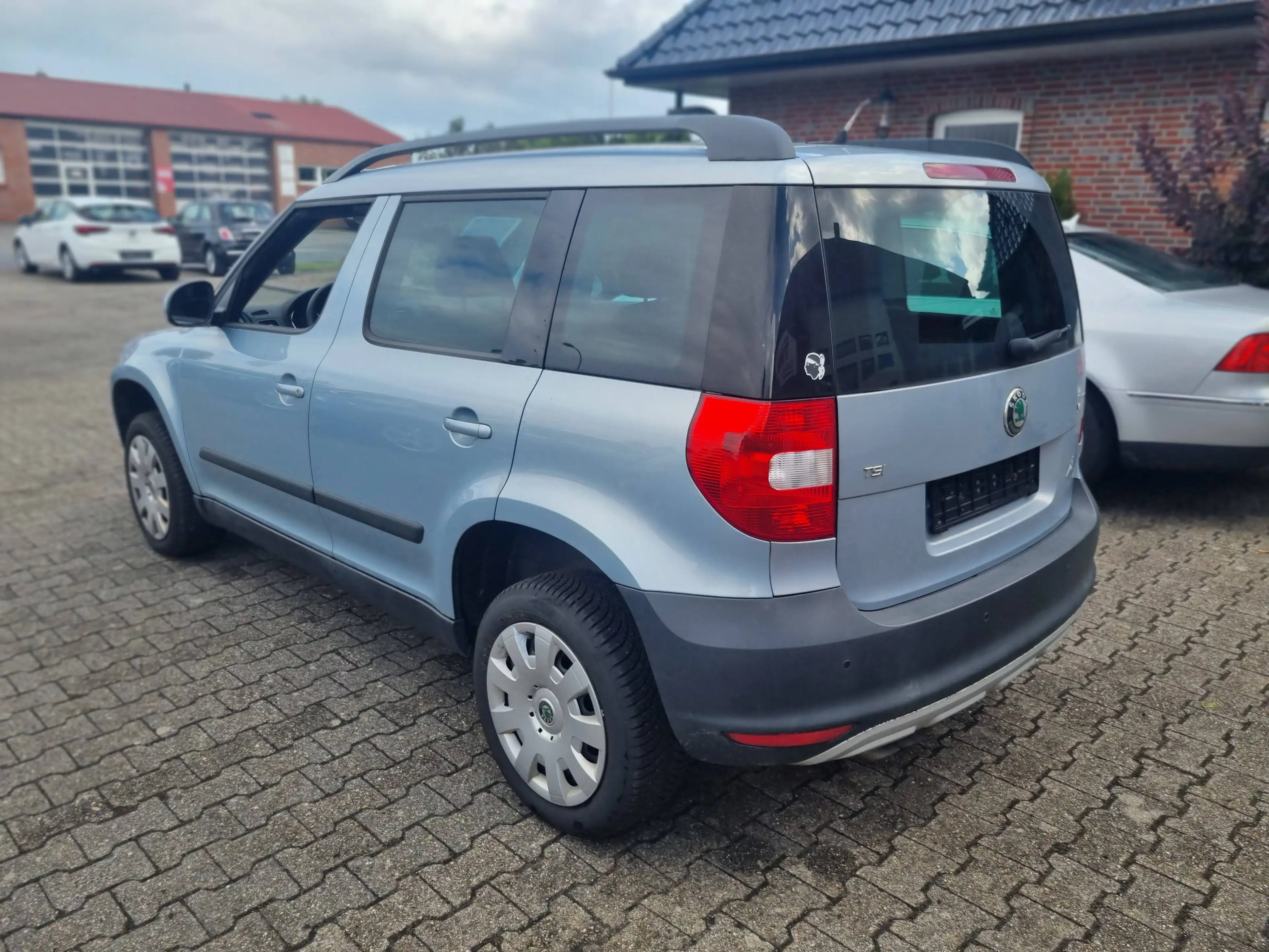 Skoda Yeti Yeti 1.4 TSI Active PLUS EDITION — photo 3