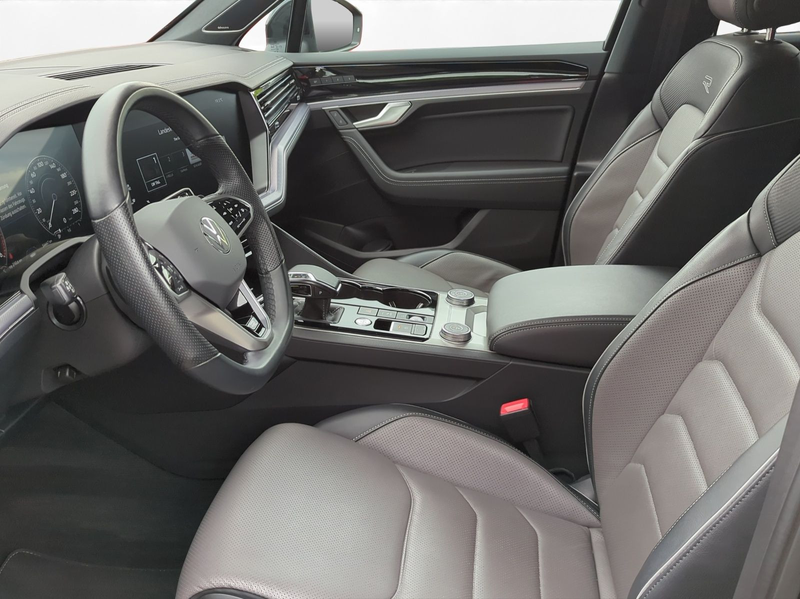 Volkswagen Touareg 3.0 TDI R-line 4Motion "Wankstabi" Dynau — photo 2