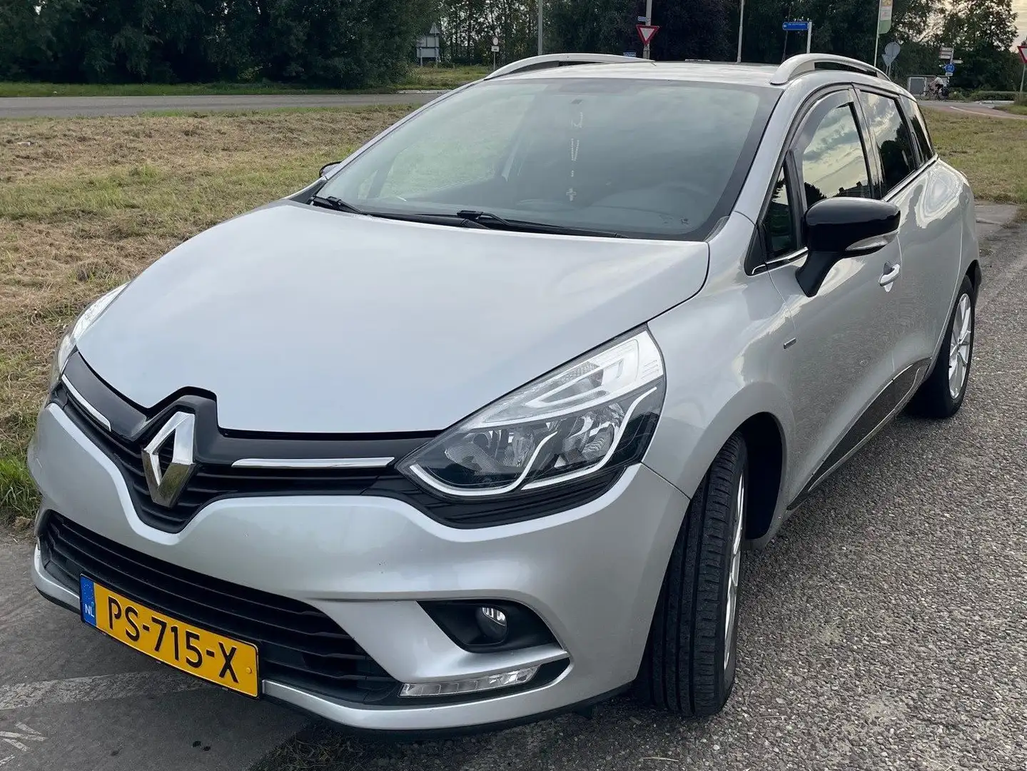 Renault Clio Clio 1.5 dCi Ecol Limited Zilver - 1
