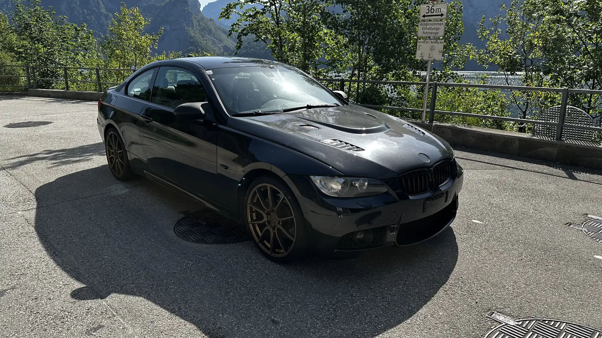 BMW 325 325xi Coupe - 1