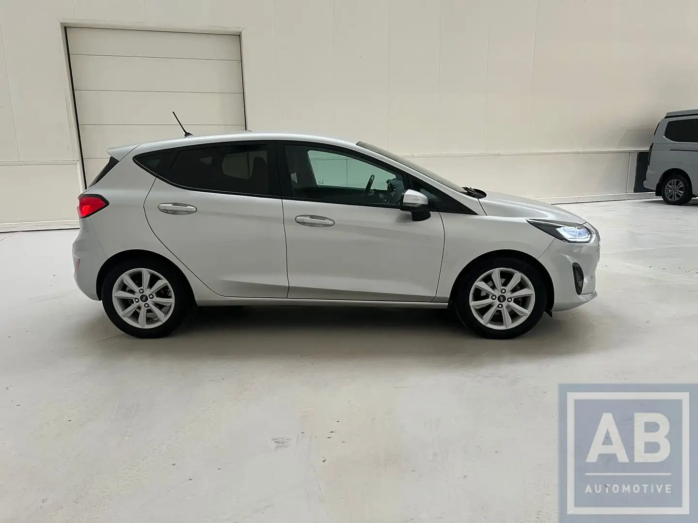 Ford Fiesta EcoBoost mHEV Connected A7 DCT Silber - 2