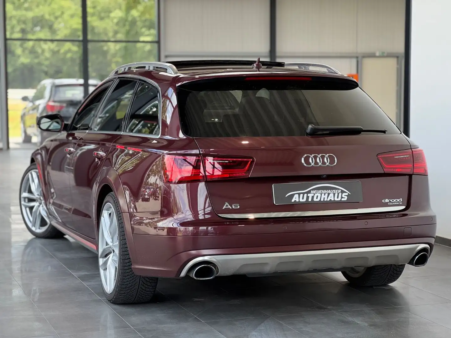 Audi A6 Allroad quattro 3.0 TDI S-line Plus Pano VOLL Rot - 2