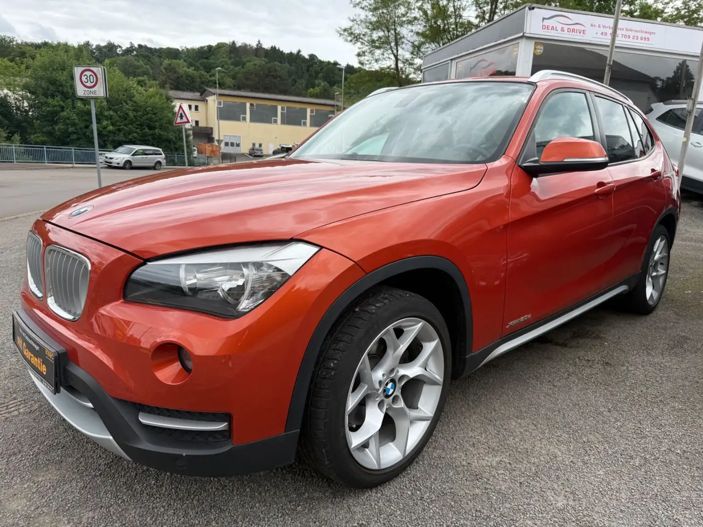 BMW X1 20 d xDrive Automatik Navi Leder Naranja - 1