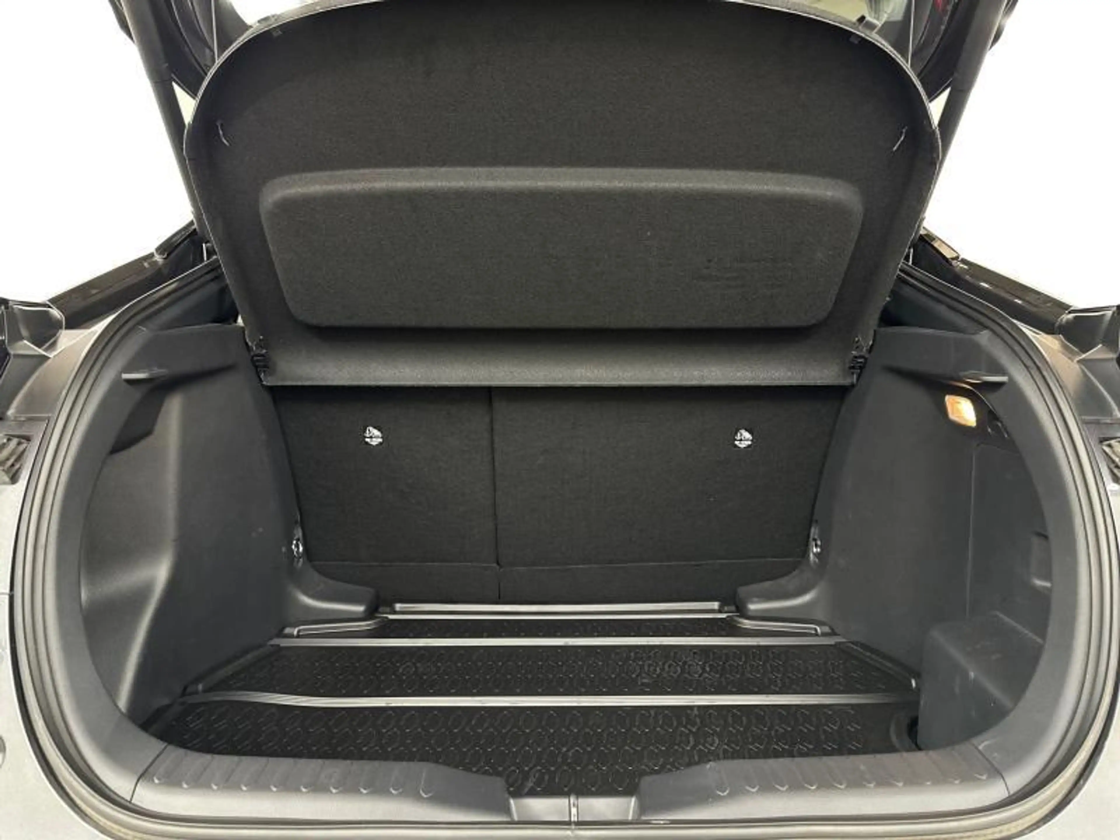 Toyota C-HR 2.0 HEV Premium | tow bar — photo 9