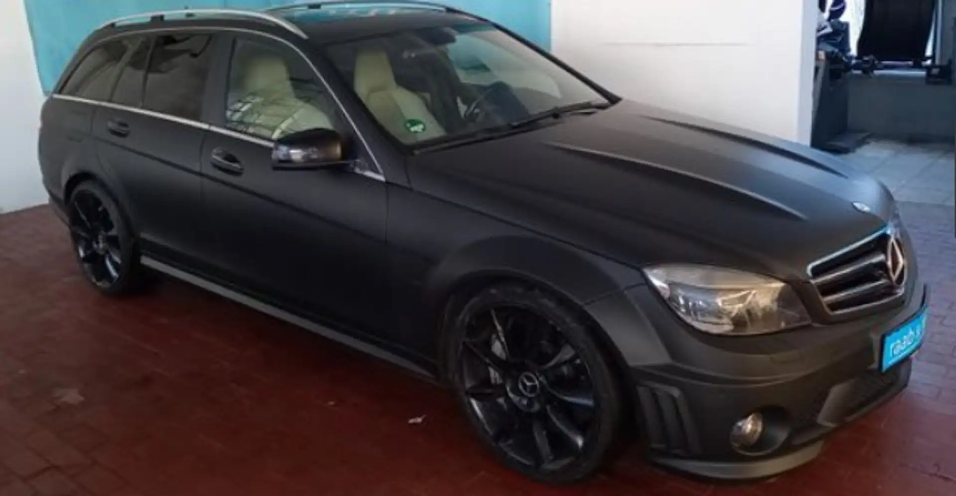 Mercedes-Benz C 63 AMG C 63 AMG T / MKB 550 PS / 300 km/h Noir - 1