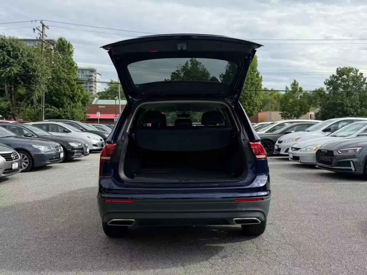 Volkswagen Tiguan снимка Volkswagen Tiguan