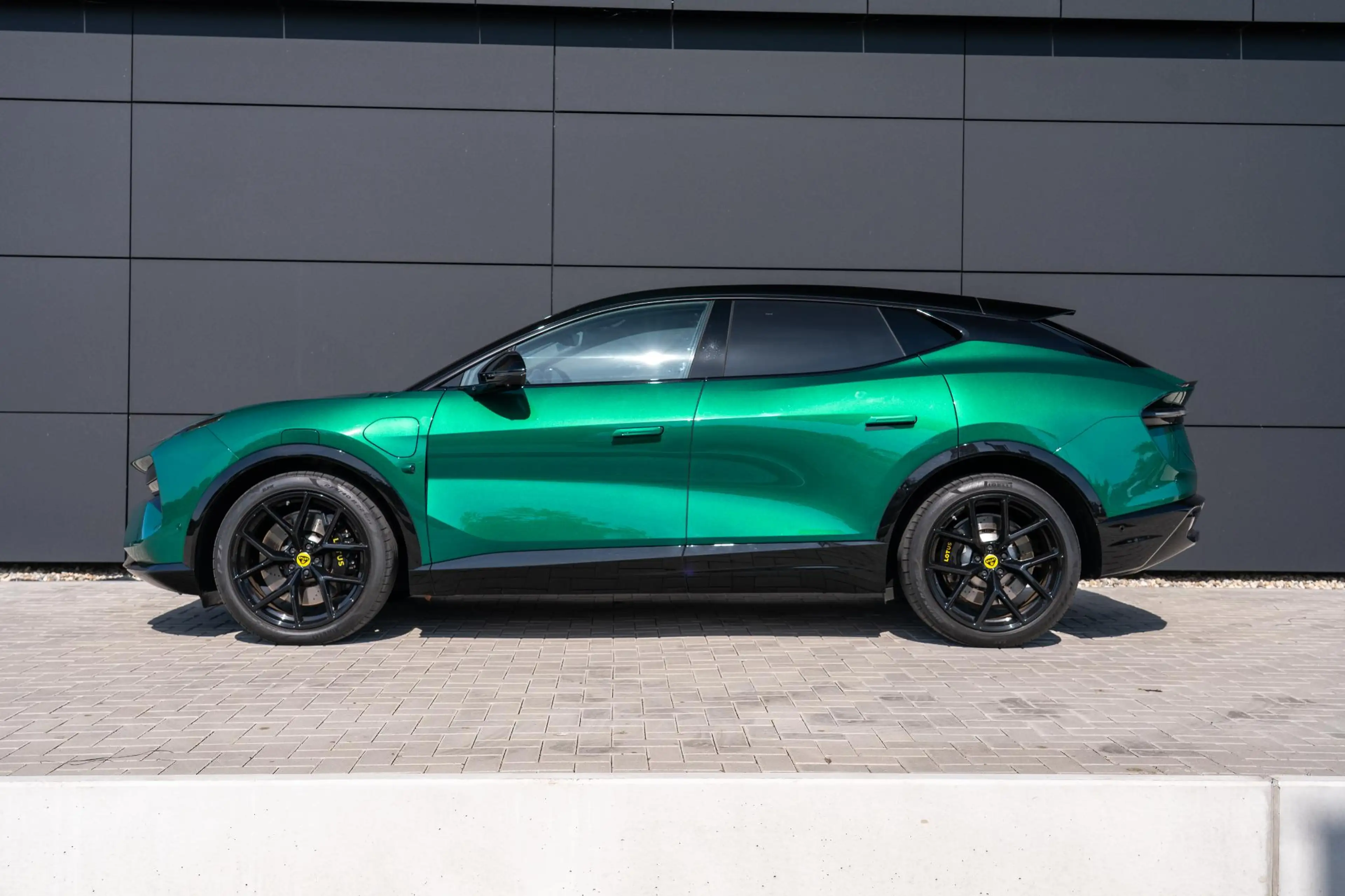 Lotus Eletre EDS 450 S 4WD | Comfort Seat Pack | Luchtvering | — photo 5
