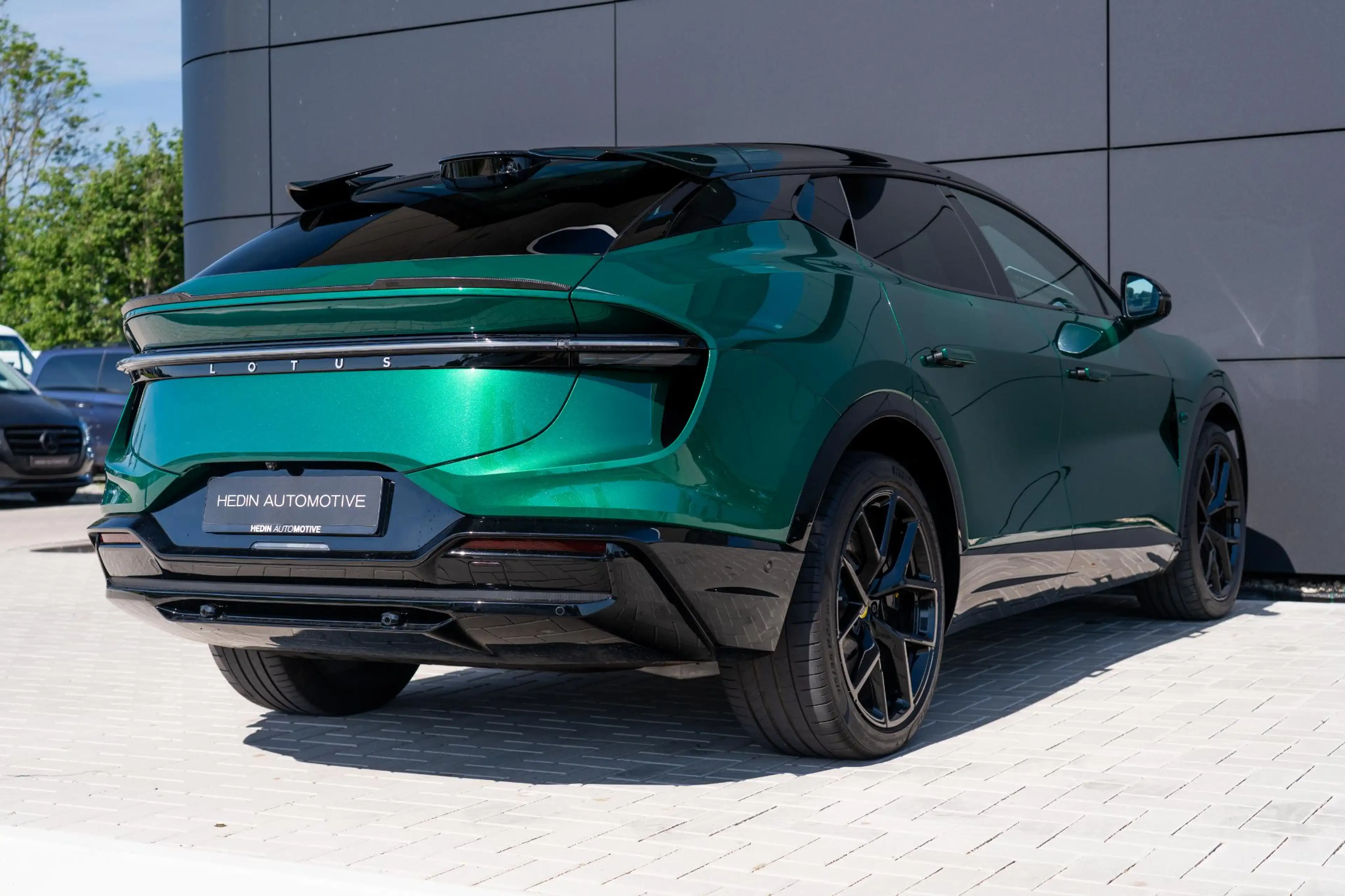 Lotus Eletre EDS 450 S 4WD | Comfort Seat Pack | Luchtvering | — photo 10
