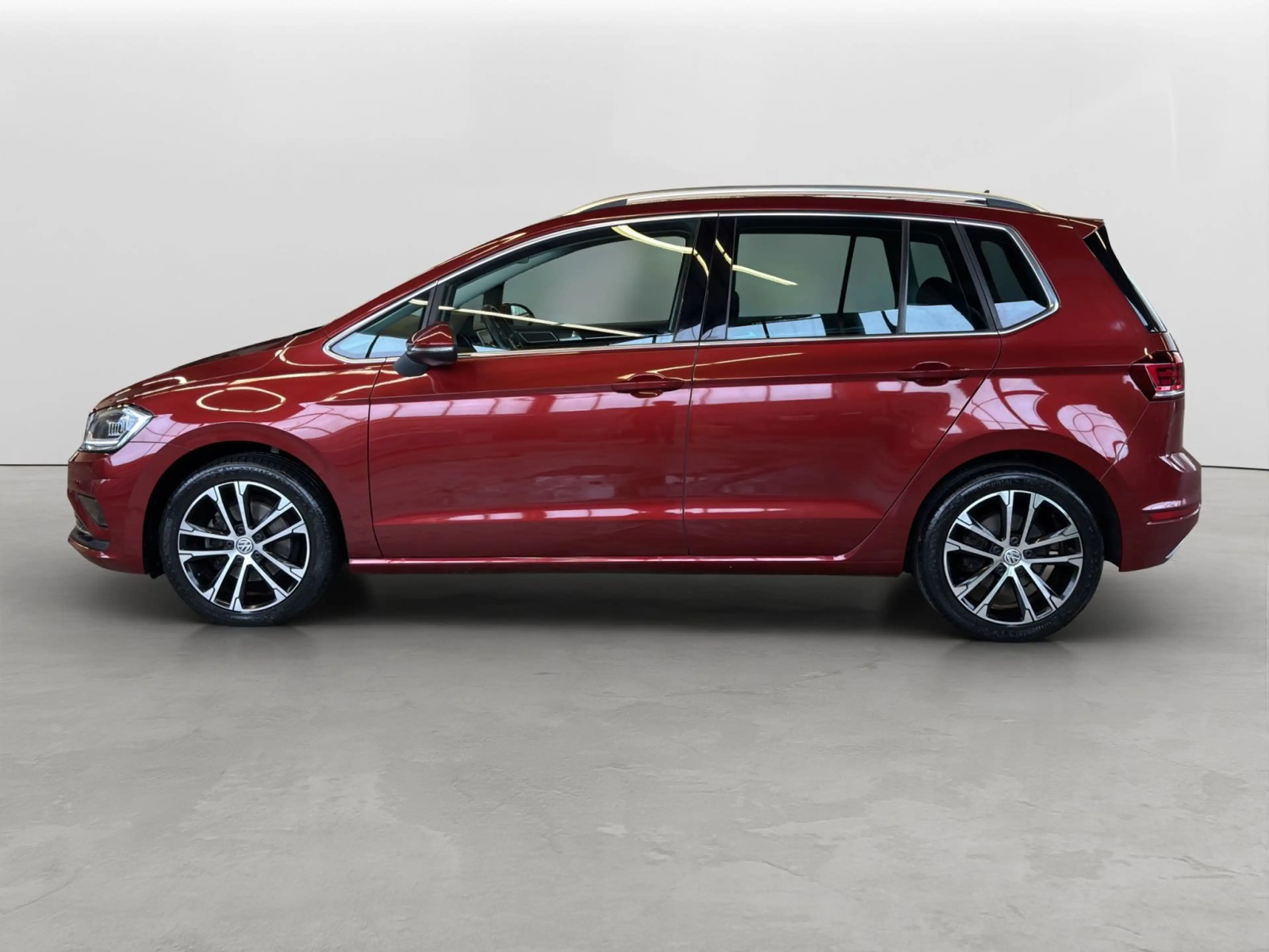 Volkswagen Golf Sportsvan Golf VII Sportsvan 1.5 TSI DSG Highline *LED*Nav — photo 3