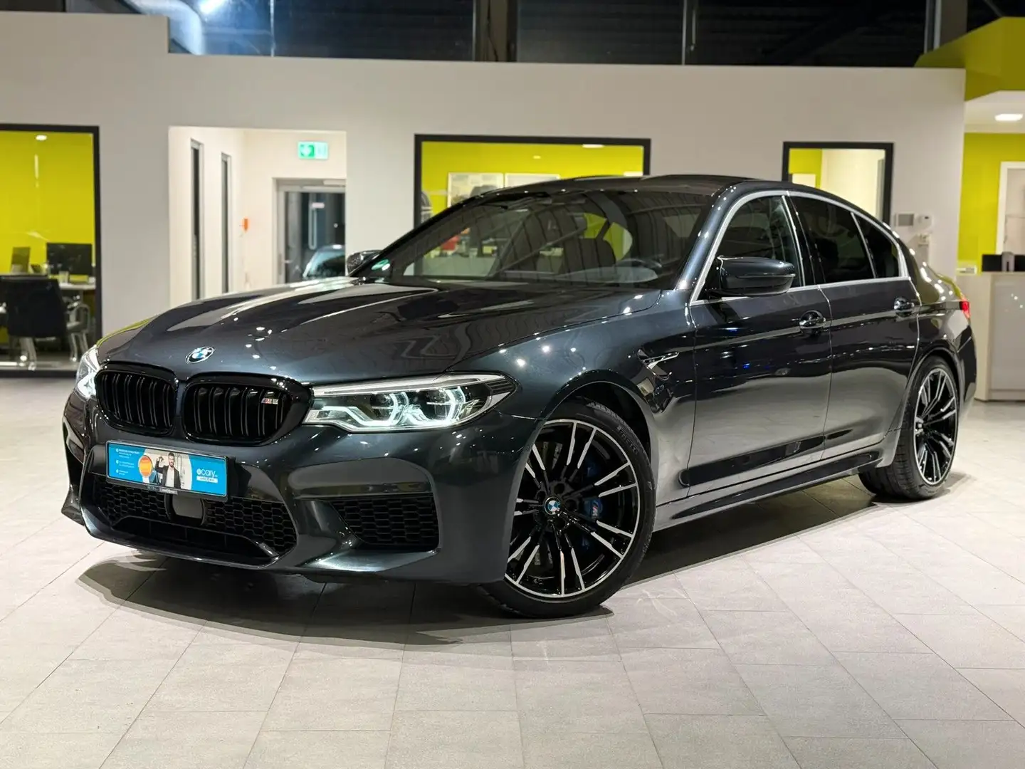 BMW M5 F90*Soft-Close*HuD*Ambiente*Harman-Kardon* Сірий - 1