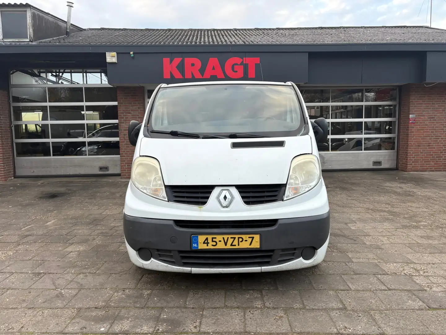 Renault Trafic 2.0 dCi T29 L2H1|NAP|airco|navi|trekhaak|drie zitp Blanco - 2