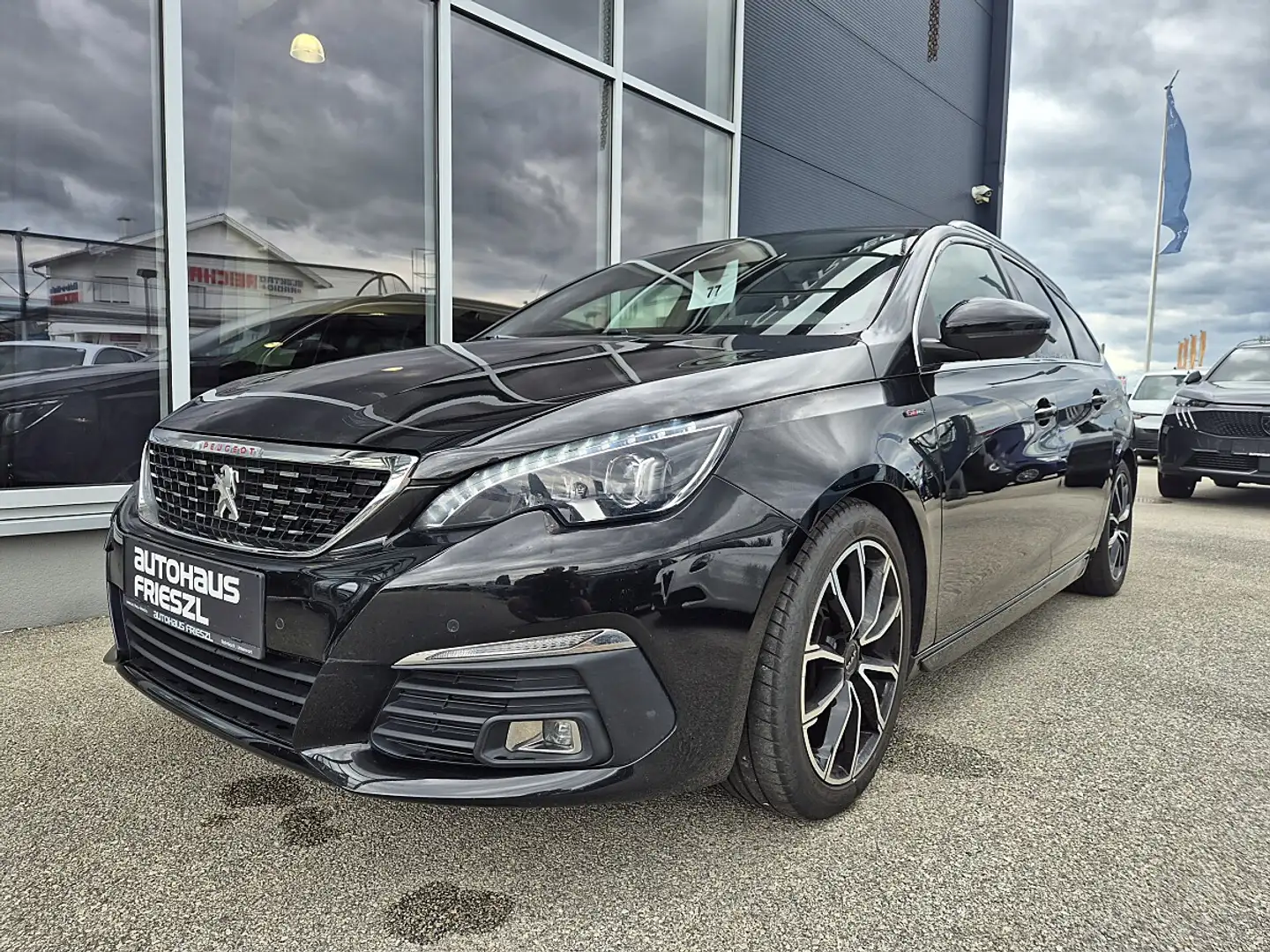 Peugeot 308 1.5 BlueHDi 130 FAP GT Line Stop&Start (EURO 6 Schwarz - 1