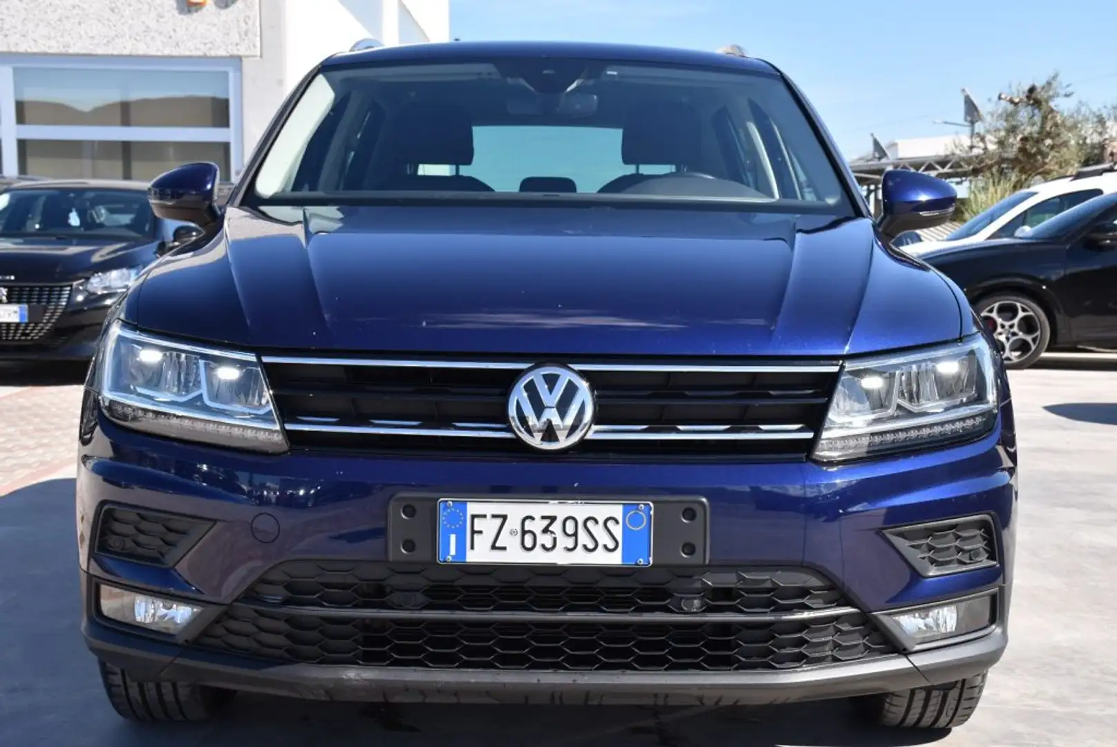 Volkswagen Tiguan 2.0 TDI SCR DSG 4MOTION Business BMT Blu/Azzurro - 2