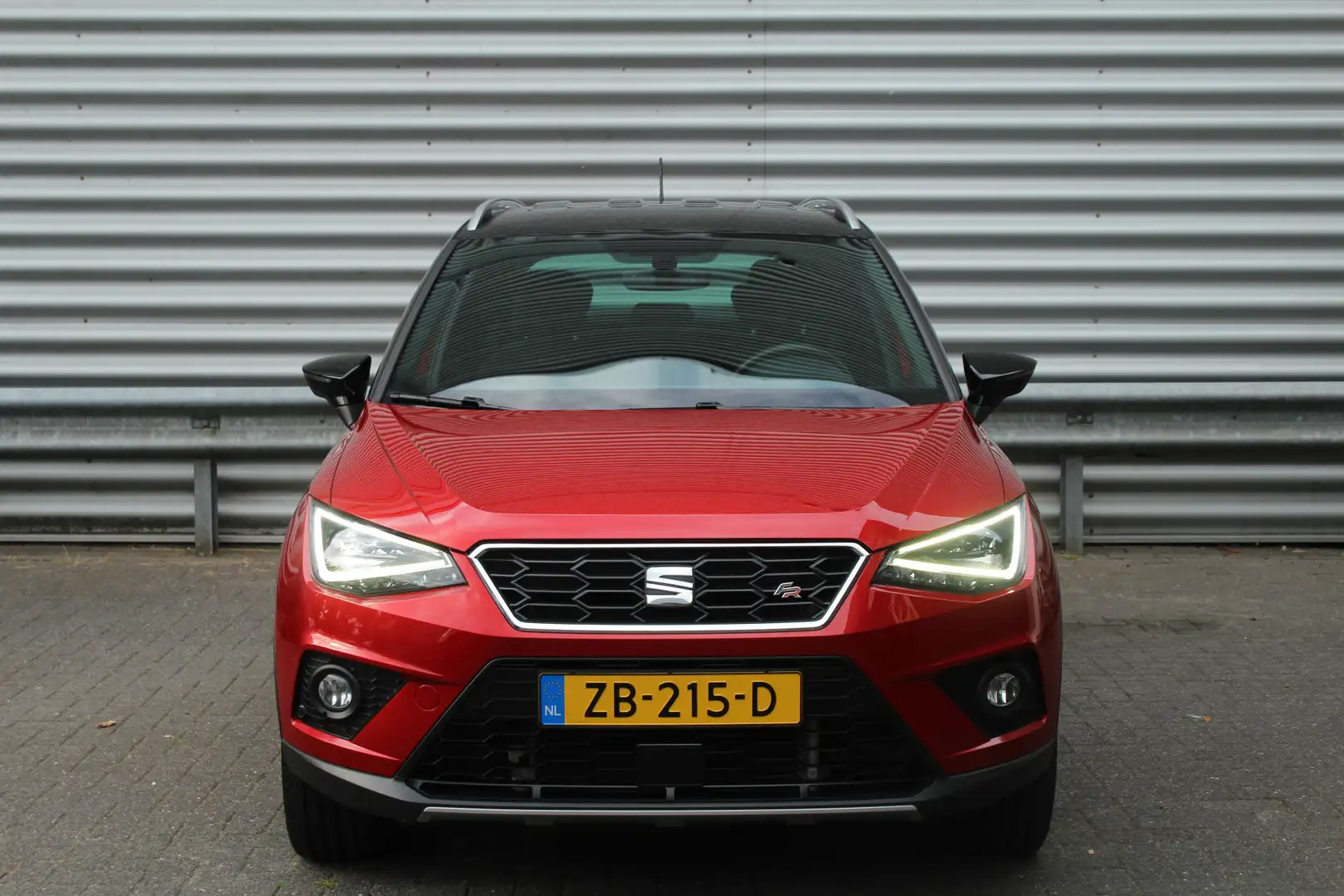 SEAT Arona 1.0 TSI 116pk FR Business Intense DSG7 NL-Auto NAP Rood - 2